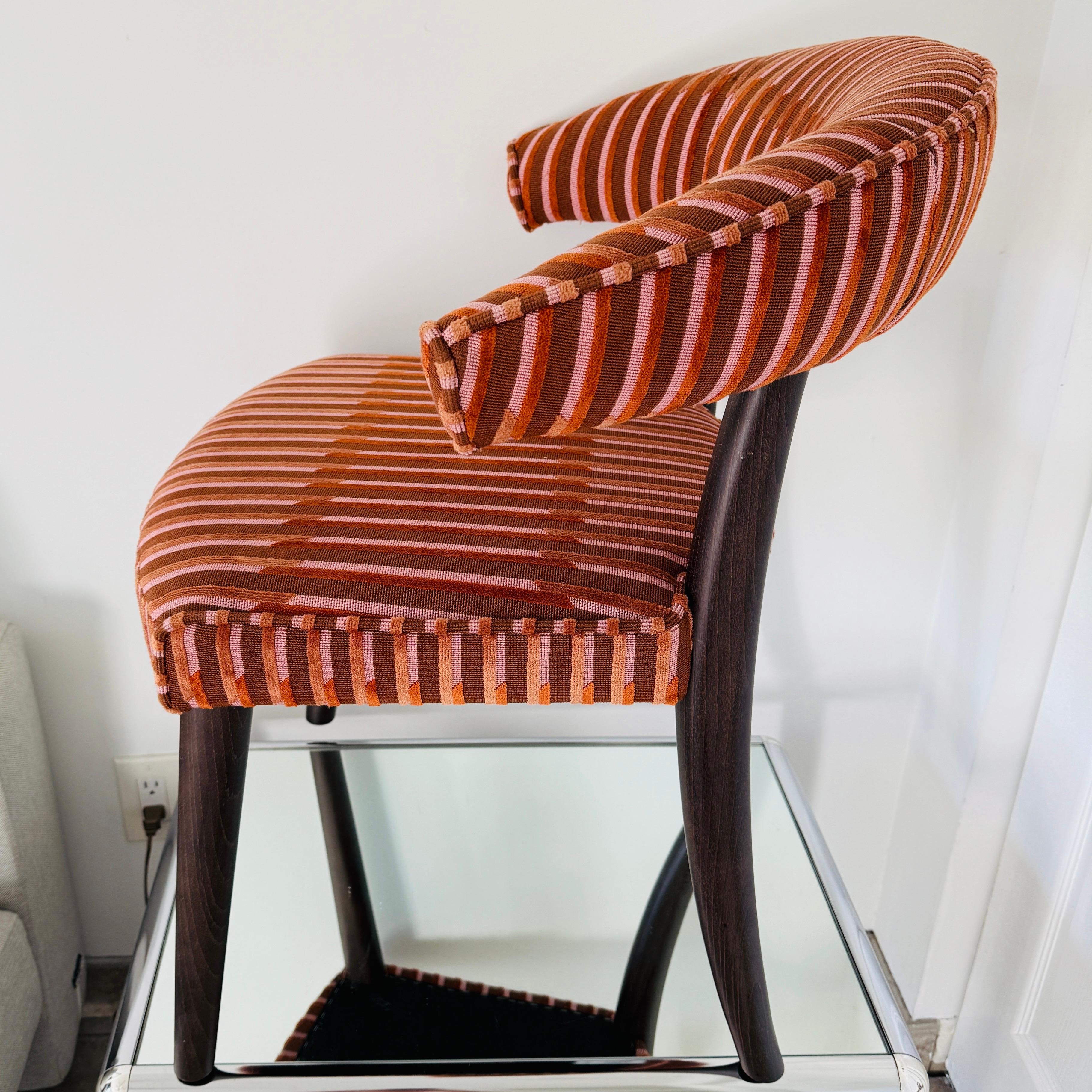 Klismos Chair in Velvet Stripes Upholstery and Walnut Wood In Excellent Condition For Sale In Fort Lauderdale, FL