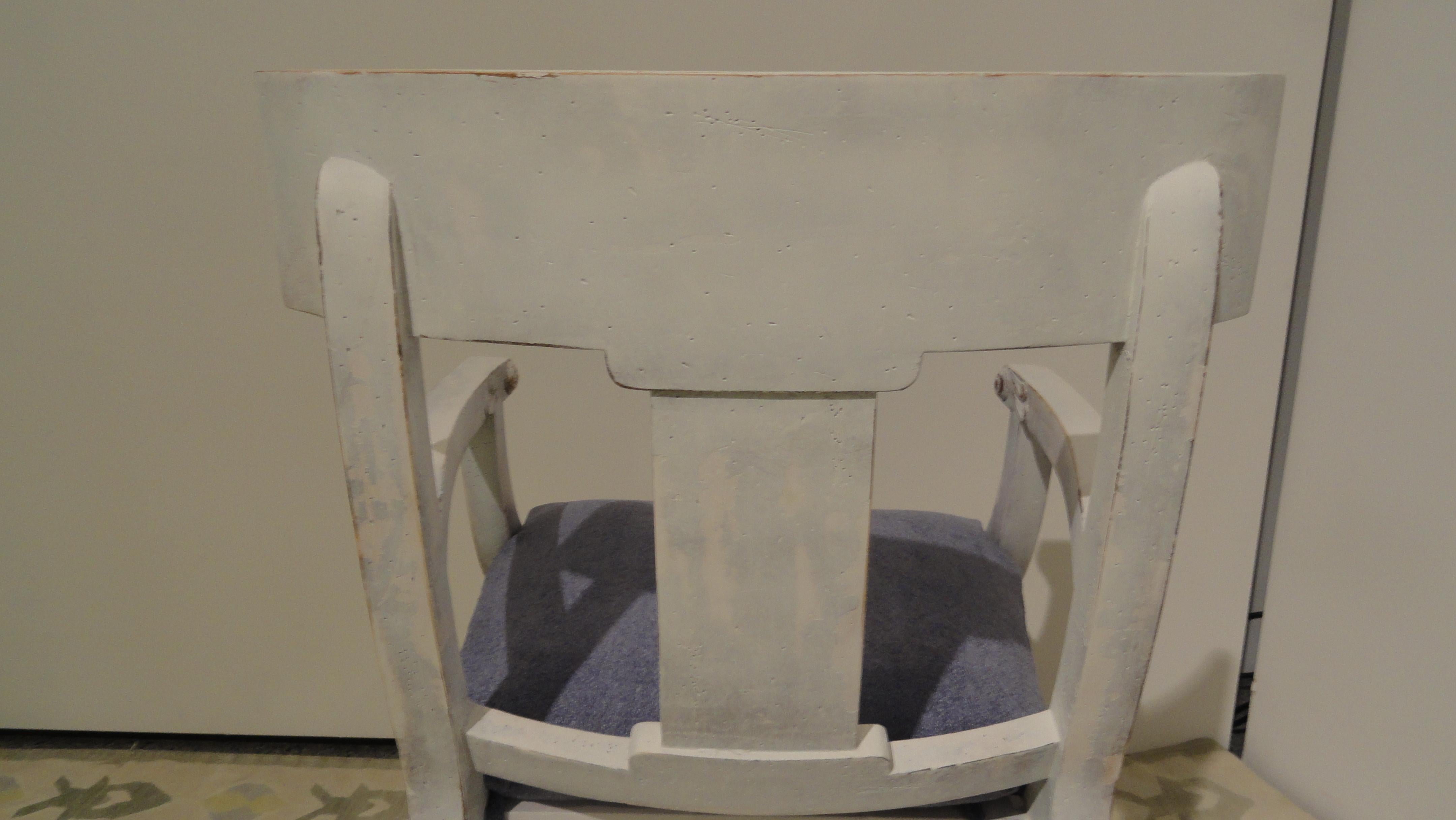 Klismos Style Armchair Large Scale In Excellent Condition For Sale In West Palm Beach, FL