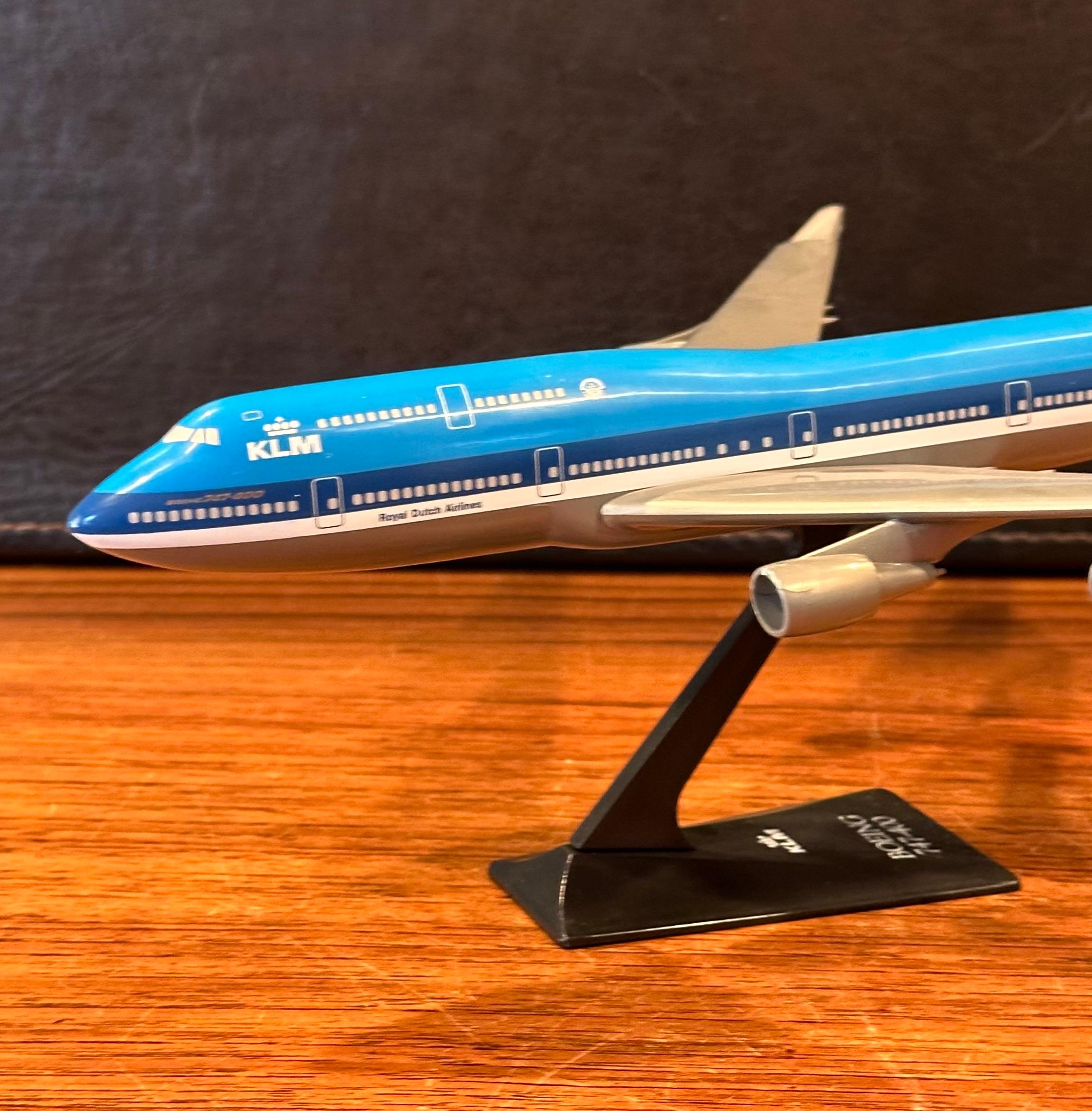KLM Dutch Airlines Boeing 747-400 Jumbo Jetliner Airplane Contractor Desk Model For Sale 4
