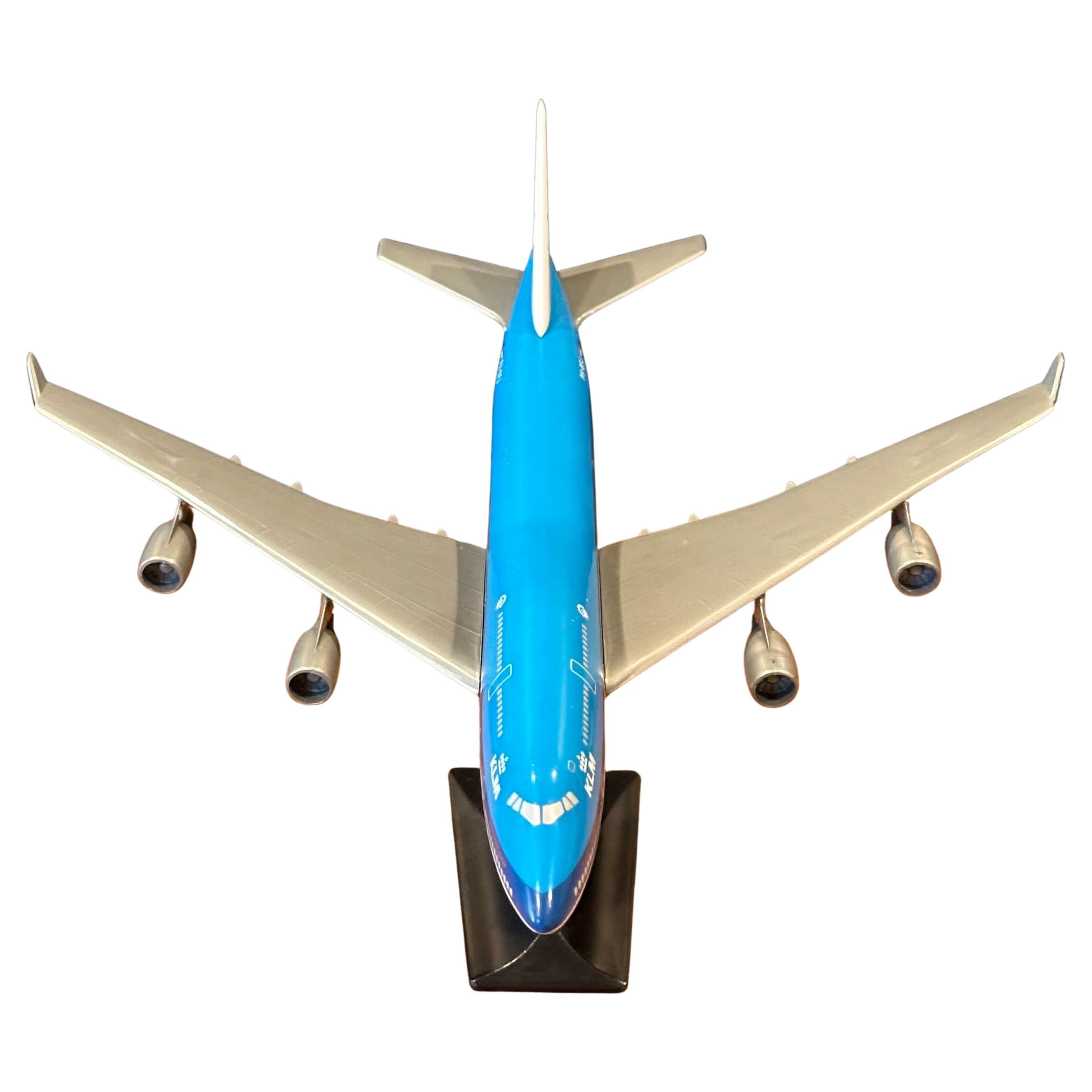 American KLM Dutch Airlines Boeing 747-400 Jumbo Jetliner Airplane Contractor Desk Model For Sale