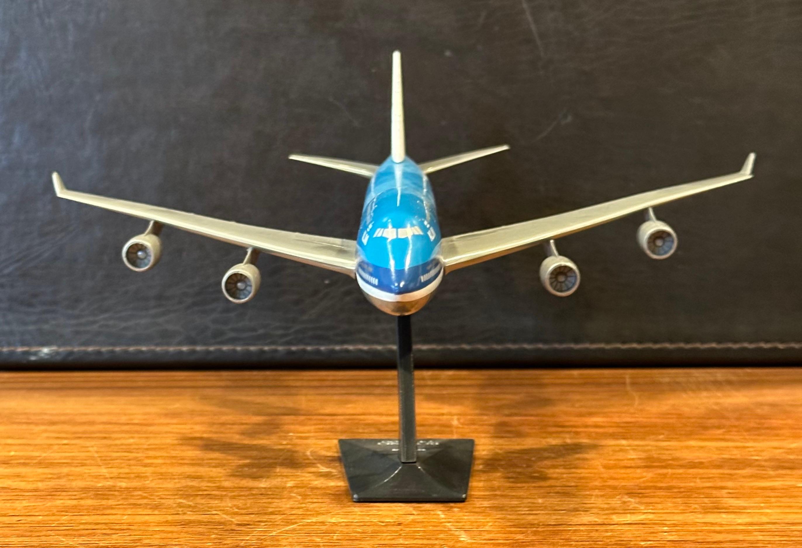 KLM Dutch Airlines Boeing 747-400 Jumbo Jetliner Airplane Contractor Desk Model For Sale 2