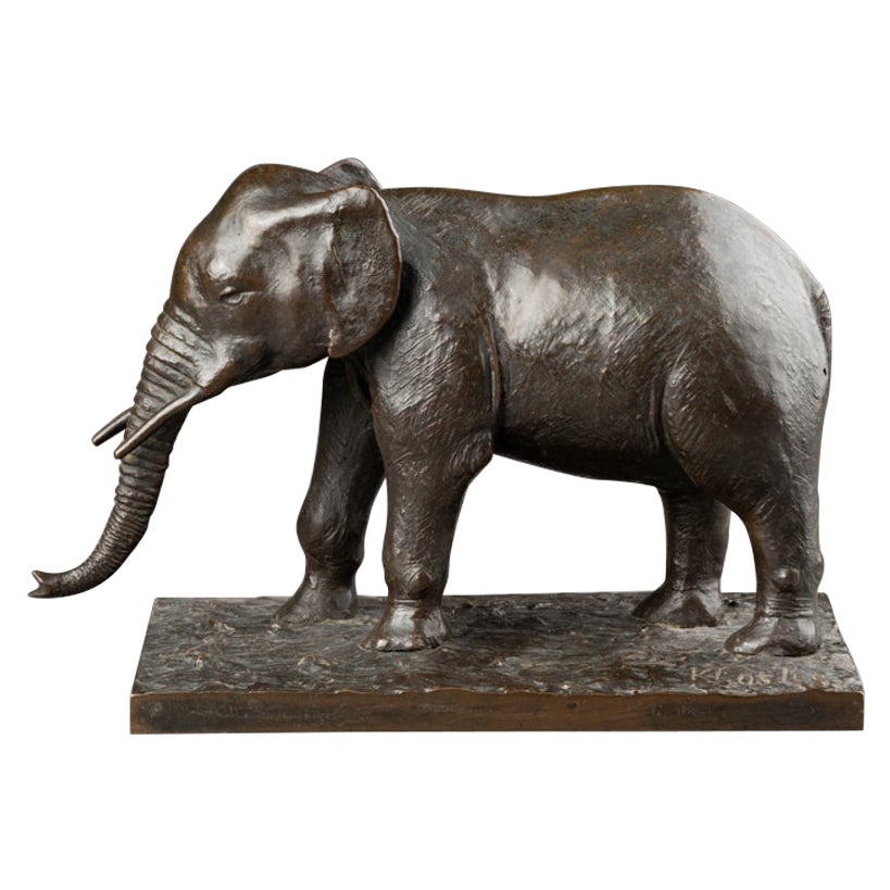 Kloster : "Eléphant d'Asie" - Bronze patiné Art Déco, Signé - C.C.C. en vente