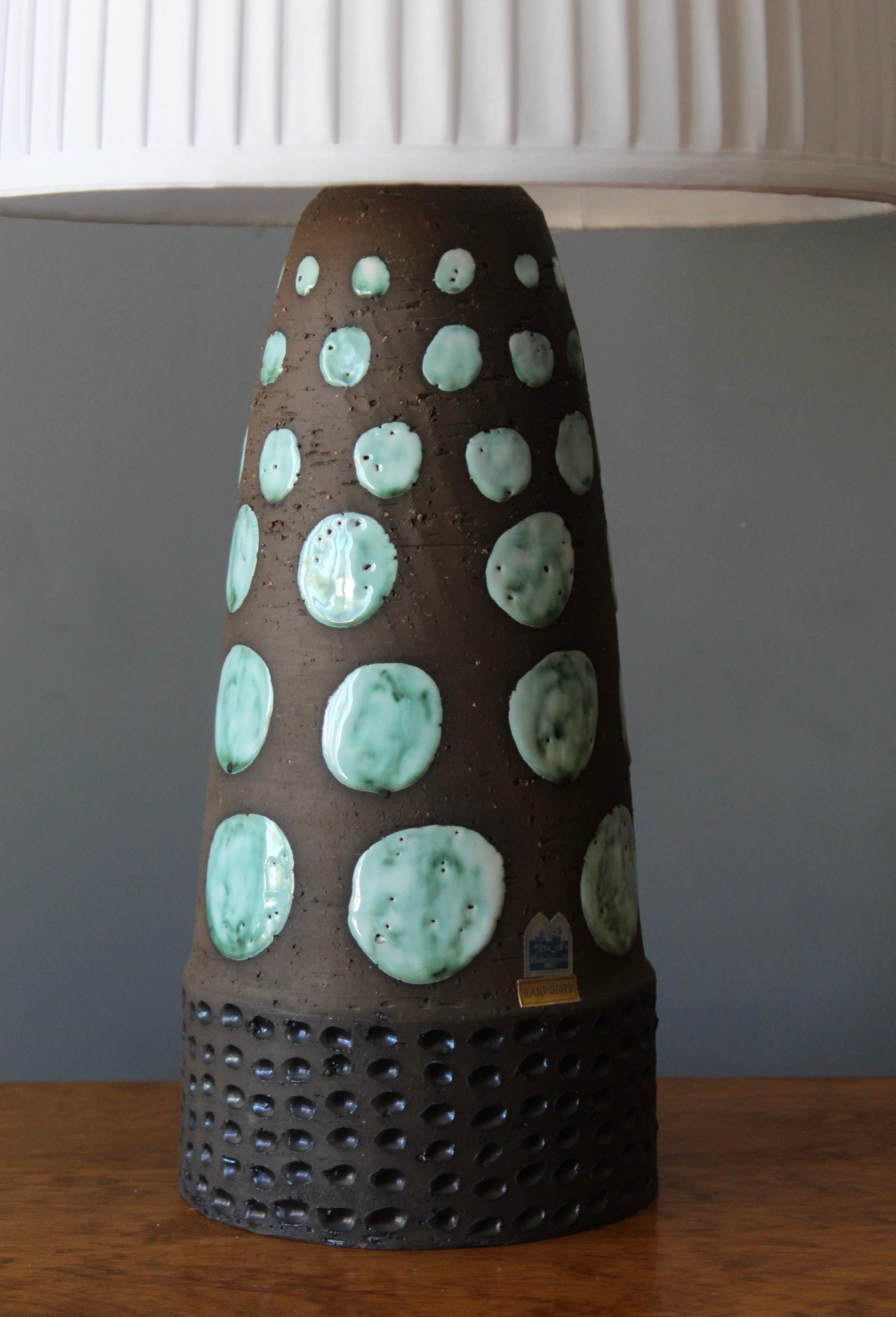 Scandinavian Modern Klosterkeramik, Sizable Table Lamp, Semi Glazed Stoneware, Ystad, Sweden, 1960s