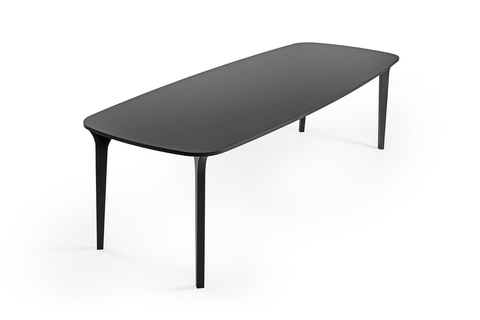 Contemporary Kluskens Ballerina Dining Table For Sale