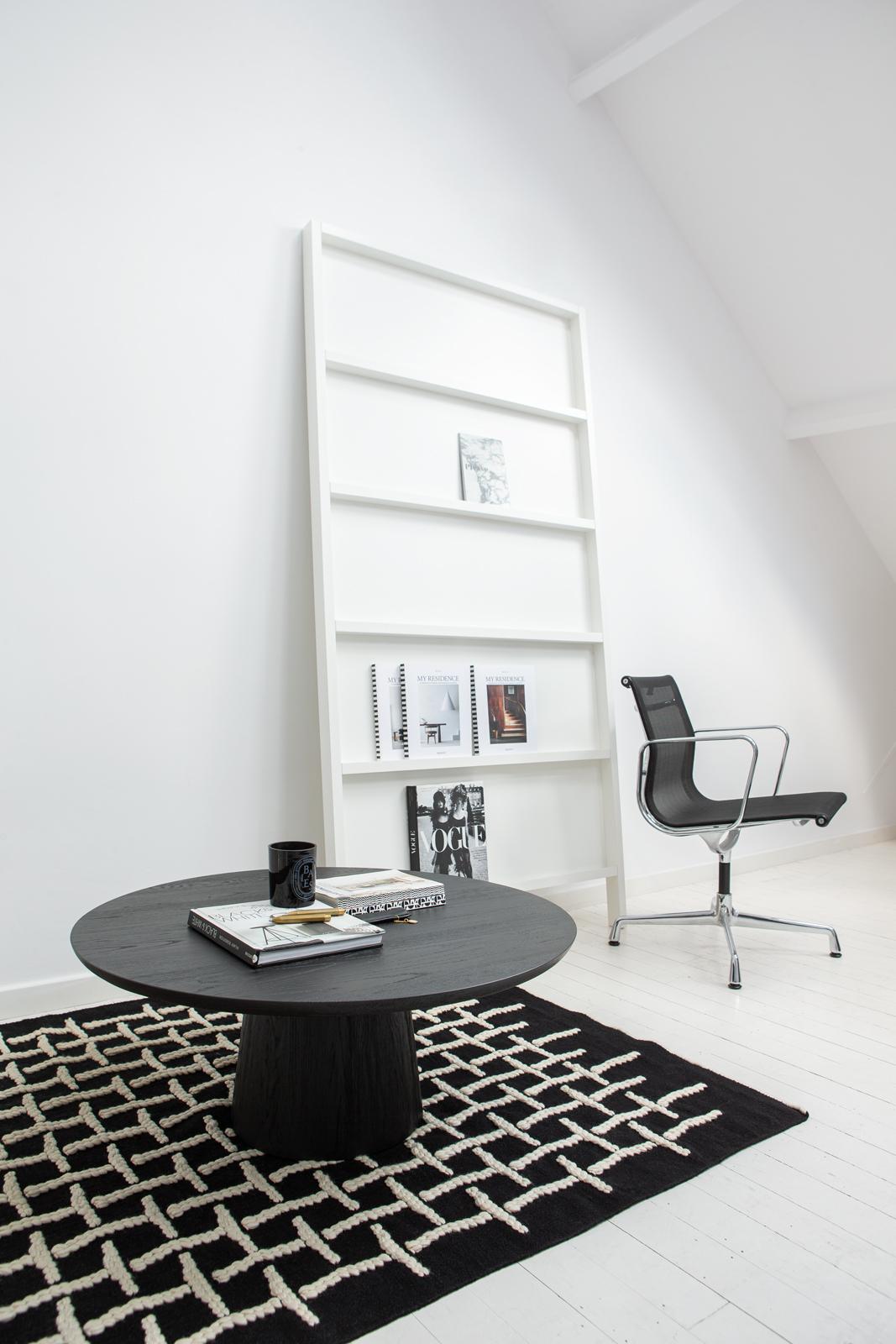 Kluskens Kay XL Couchtisch aus massiver Eiche (Niederländisch) im Angebot