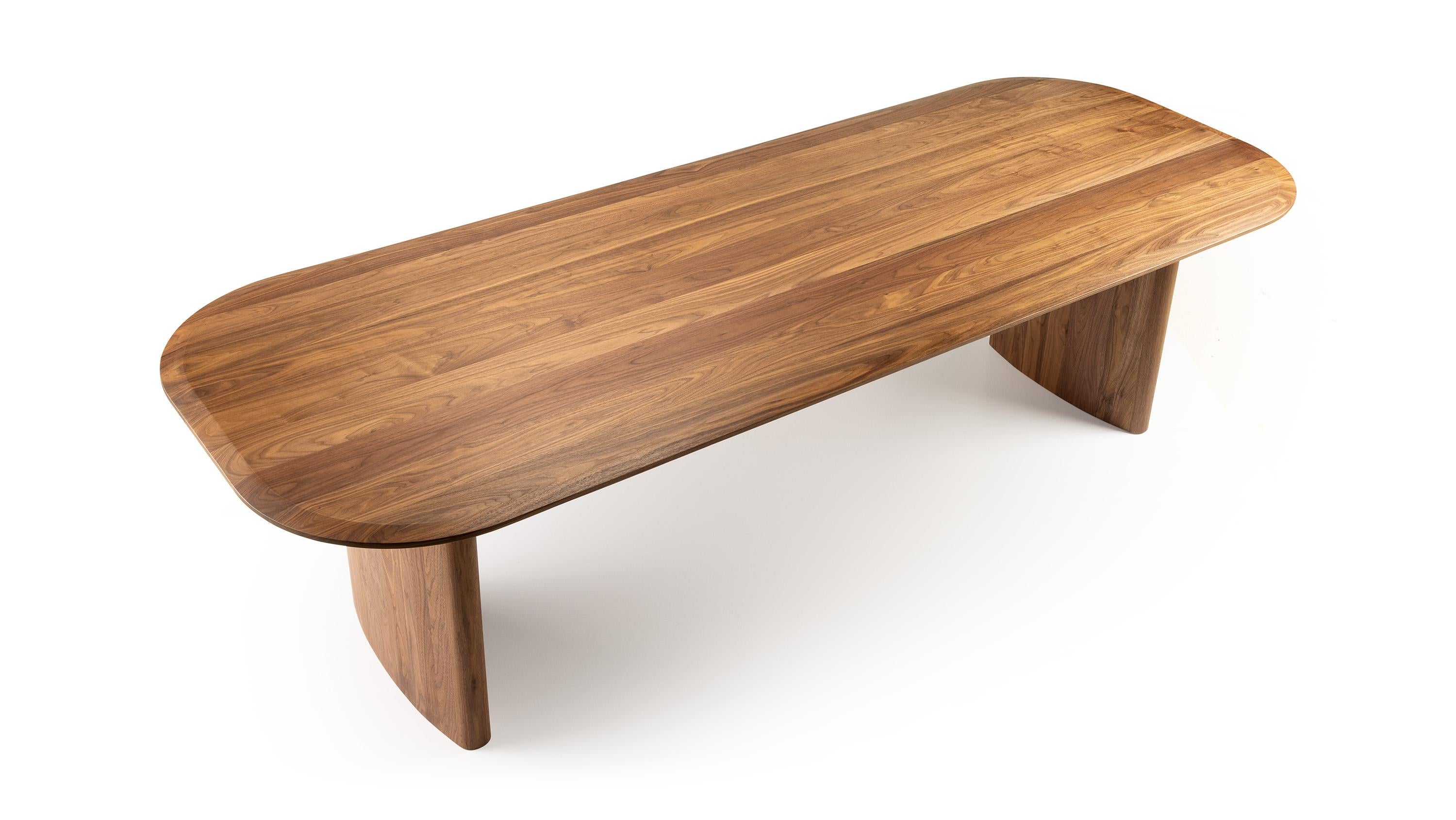 Modern Kluskens Madeleine Dining Table in Solid Walnut For Sale