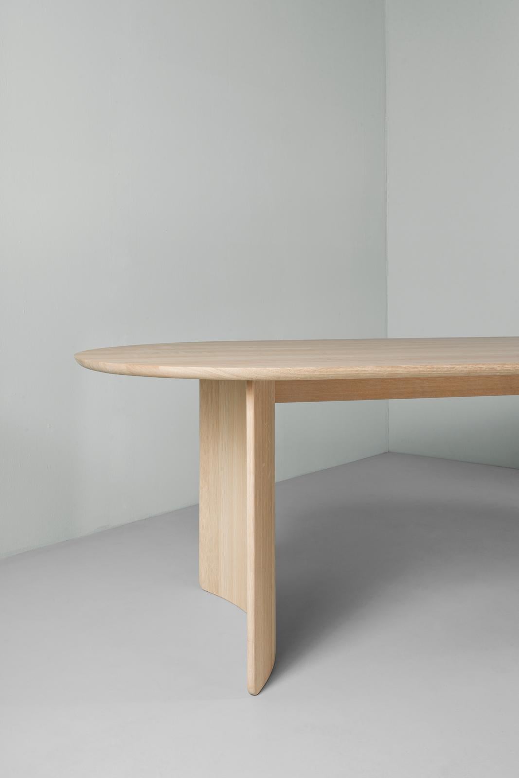 Kluskens New Phoenix Dining Table For Sale 2