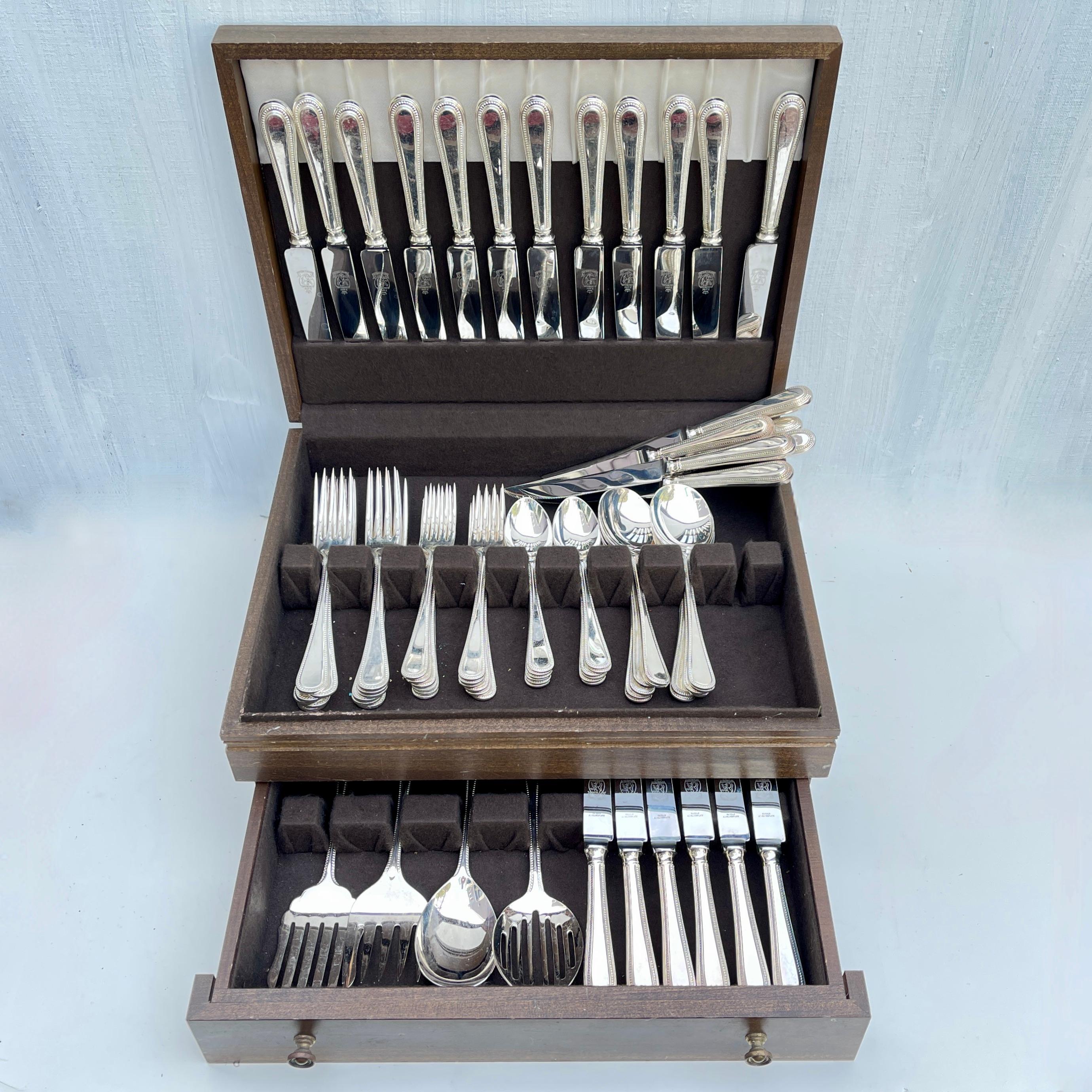 International Style K&M Sheffield English EPNS Beaded Flatware Boxed Set – 76 Pieces For Sale