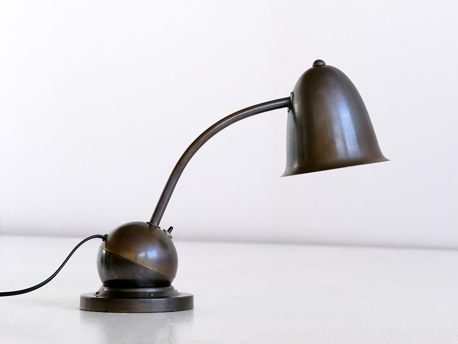 Bronzed KMD Daalderop Art Deco Counterweight Desk Lamp with Bell Shade, 1935