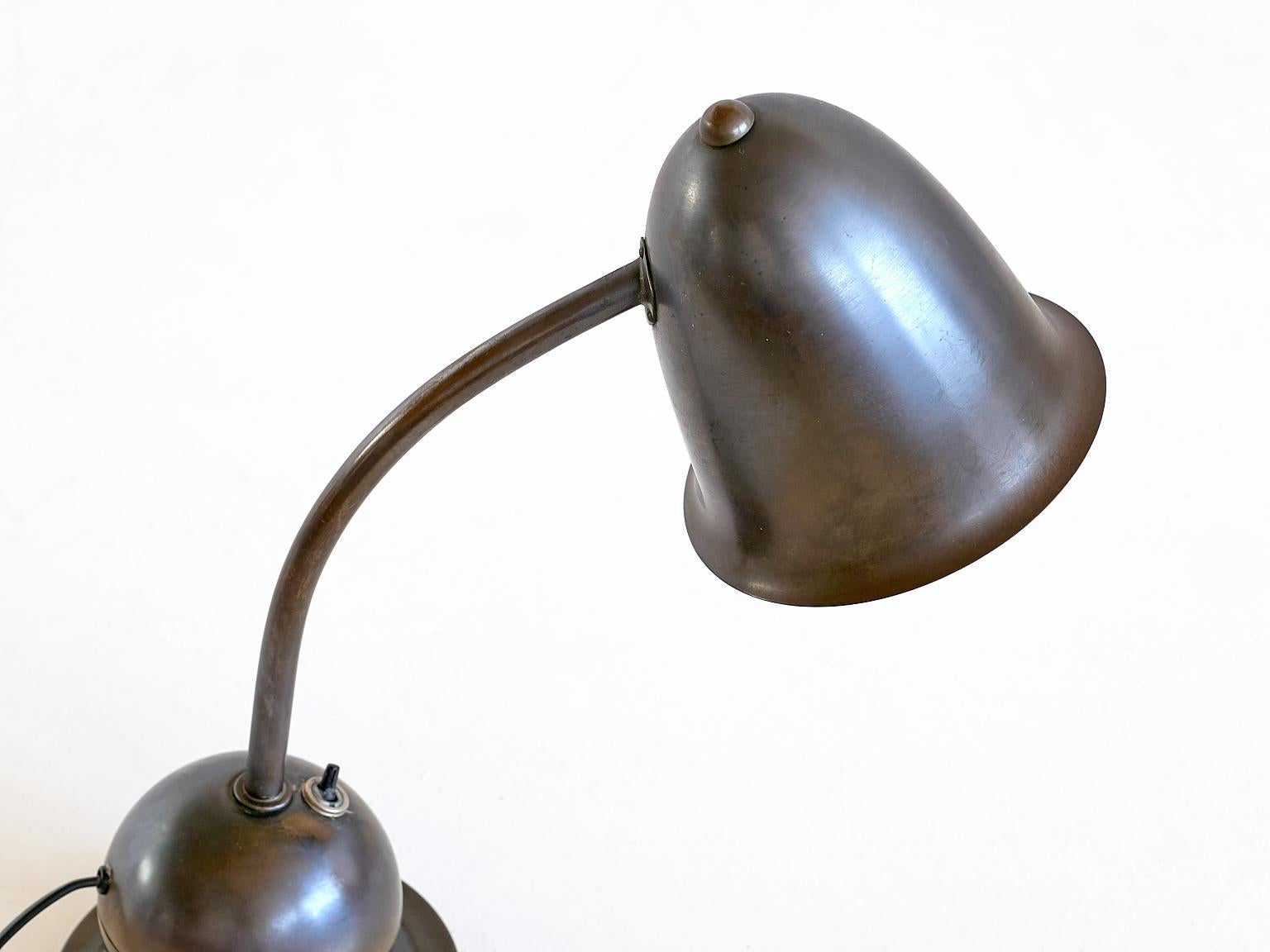 Mid-20th Century KMD Daalderop Art Deco Counterweight Desk Lamp with Bell Shade, 1935