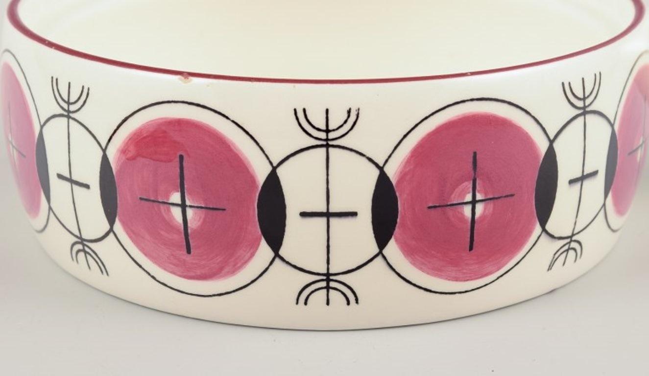 Glazed Knabstrup, Denmark. Stoneware saucepan. With wooden lid. Modernist design. For Sale