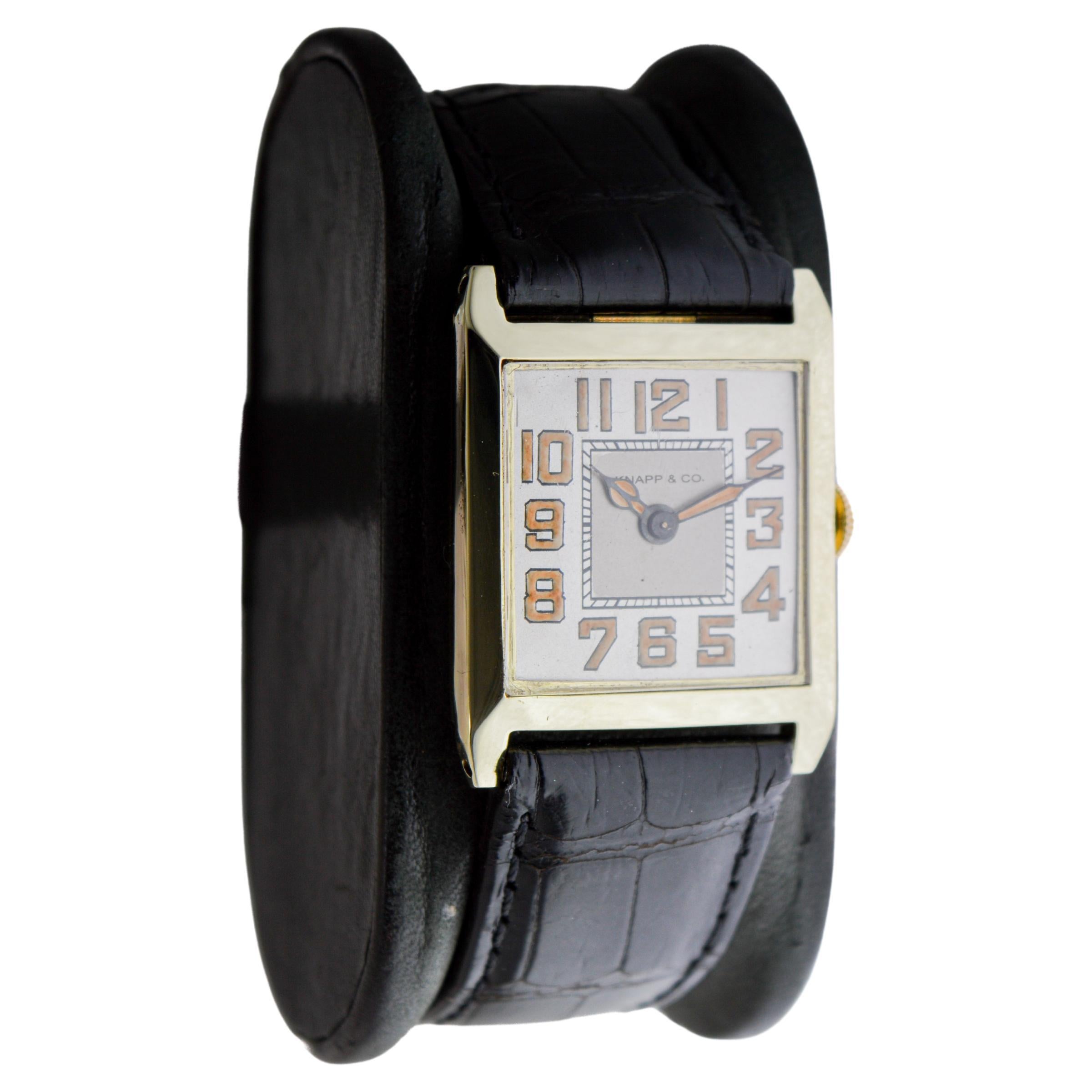 Art déco Knapp & Co. 14Kt Yellow Gold Art Deco Watch 1940's High Grade Hand Made en vente