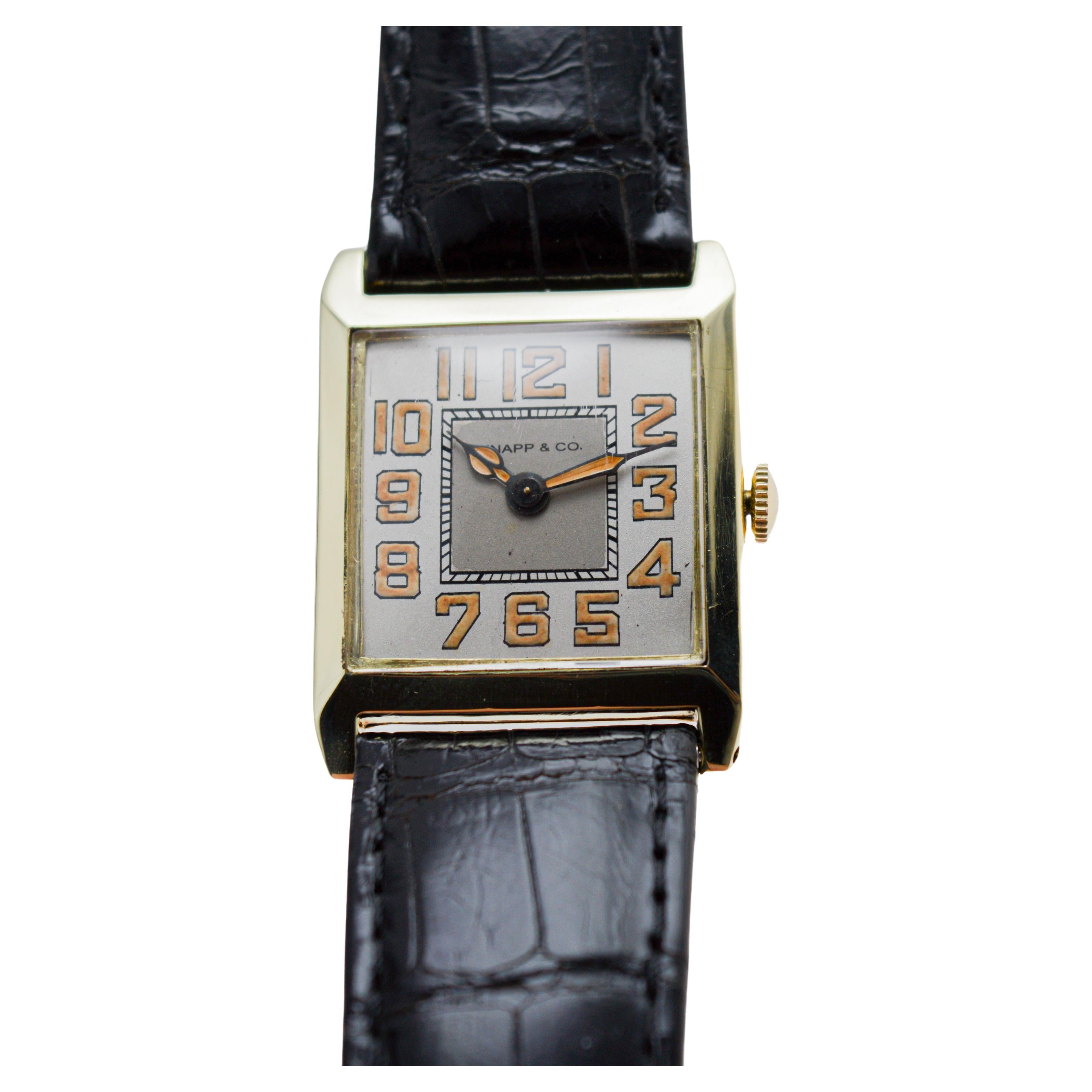 Knapp & Co. 14Kt Yellow Gold Art Deco Watch 1940's High Grade Hand Made en vente 3