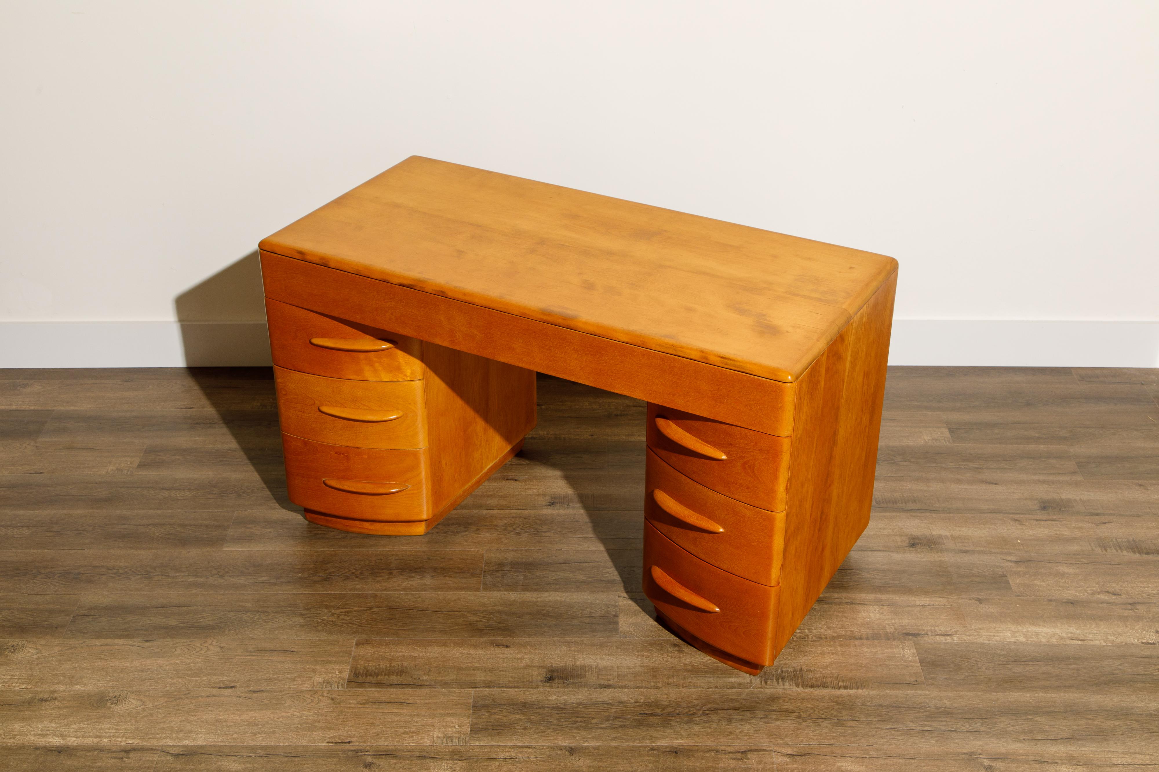 Kneehole Desk by Count Alexis de Sakhoffsky for Heywood Wakefield, 1940s, Signed 4