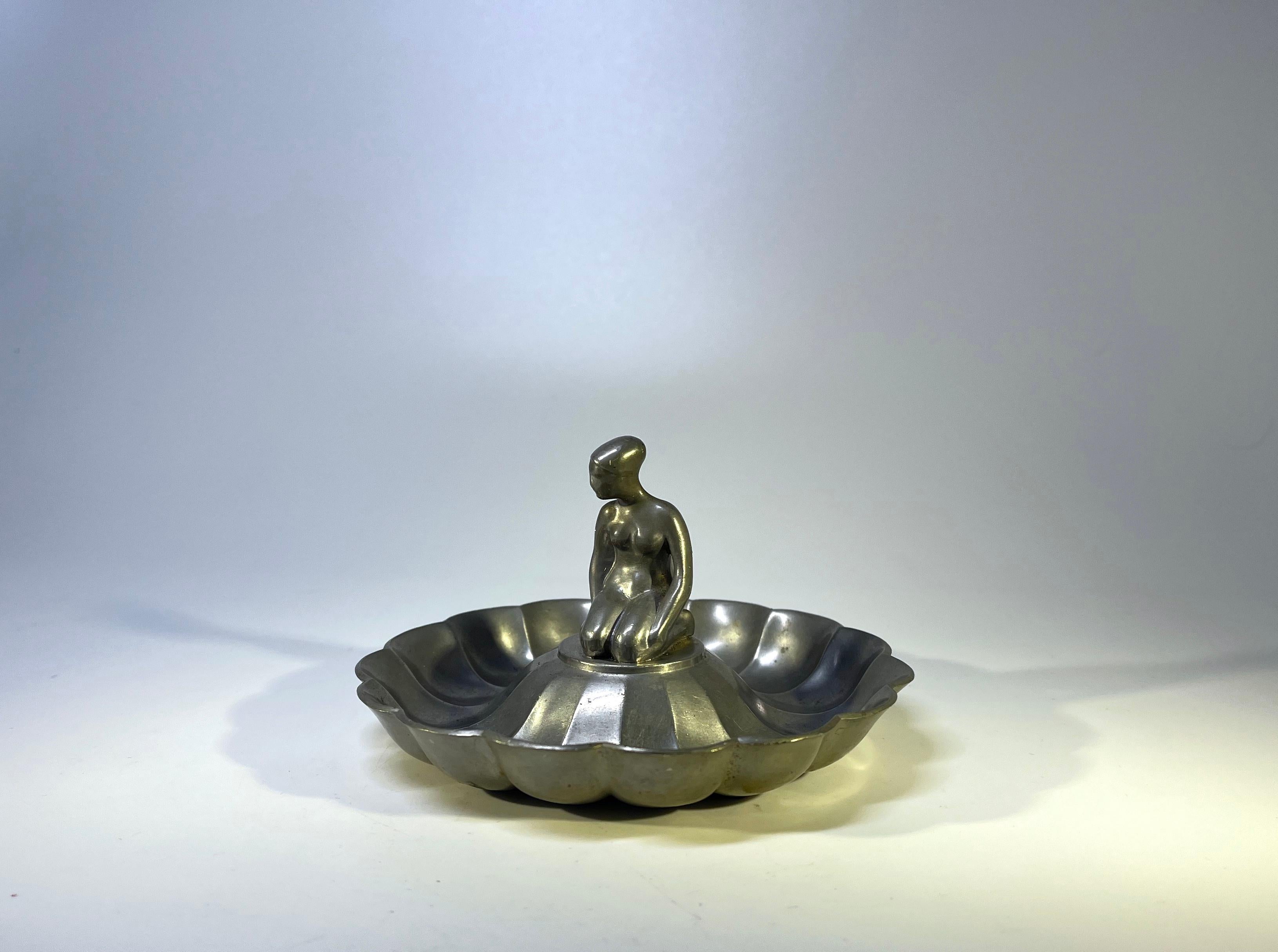 Danish Kneeling Bather, Just Andersen, Denmark 1930s Pewter Fluted Vide Poche #185 For Sale