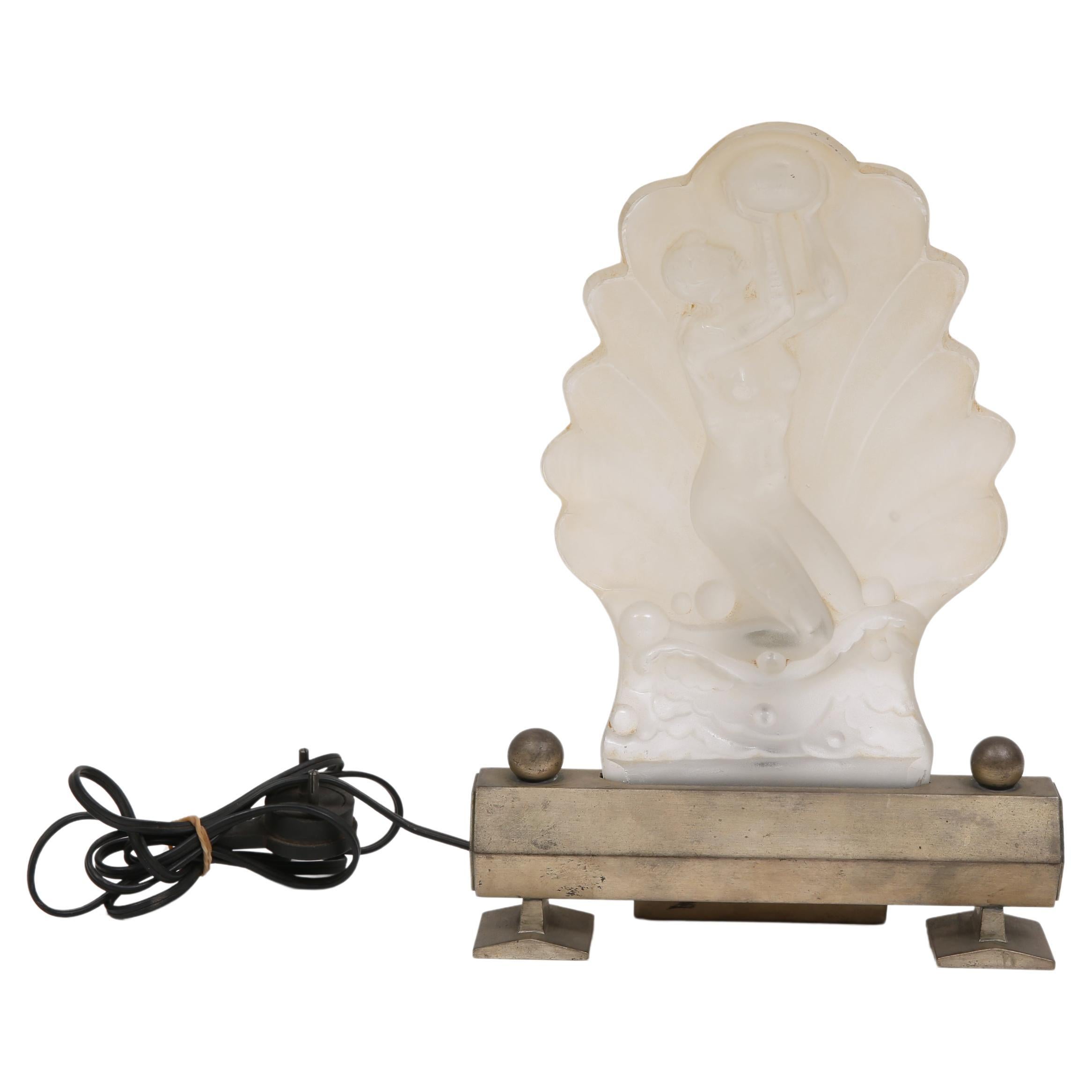 Kneeling lady with ball table lamp For Sale