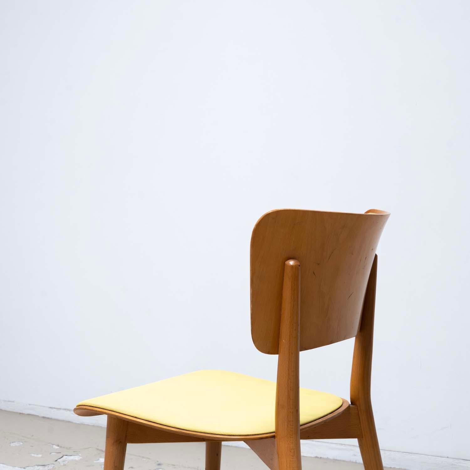 Kneuzzargenstull Chair with yellow seat by Max Bill dining chair side chair For Sale 8