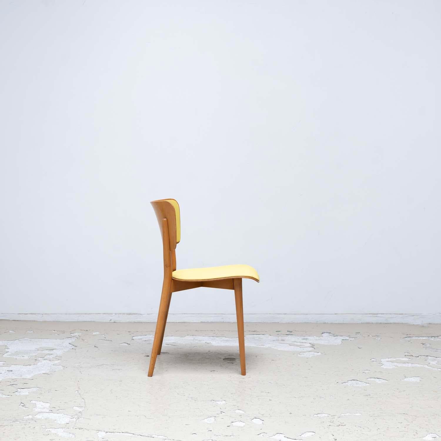 Kneuzzargenstull Chair with yellow seat by Max Bill dining chair side chair In Good Condition For Sale In Tokyo, Tokyo