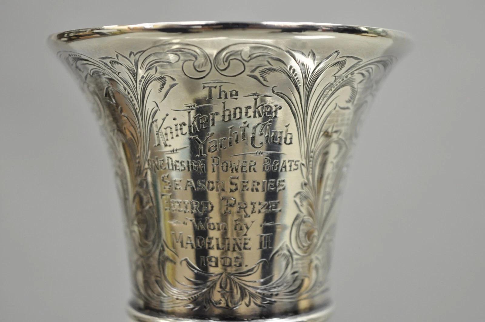 Decanter in argento di Gorham del Knickerbocker Yacht Club 1905 Power Boats Trophy in vendita 4