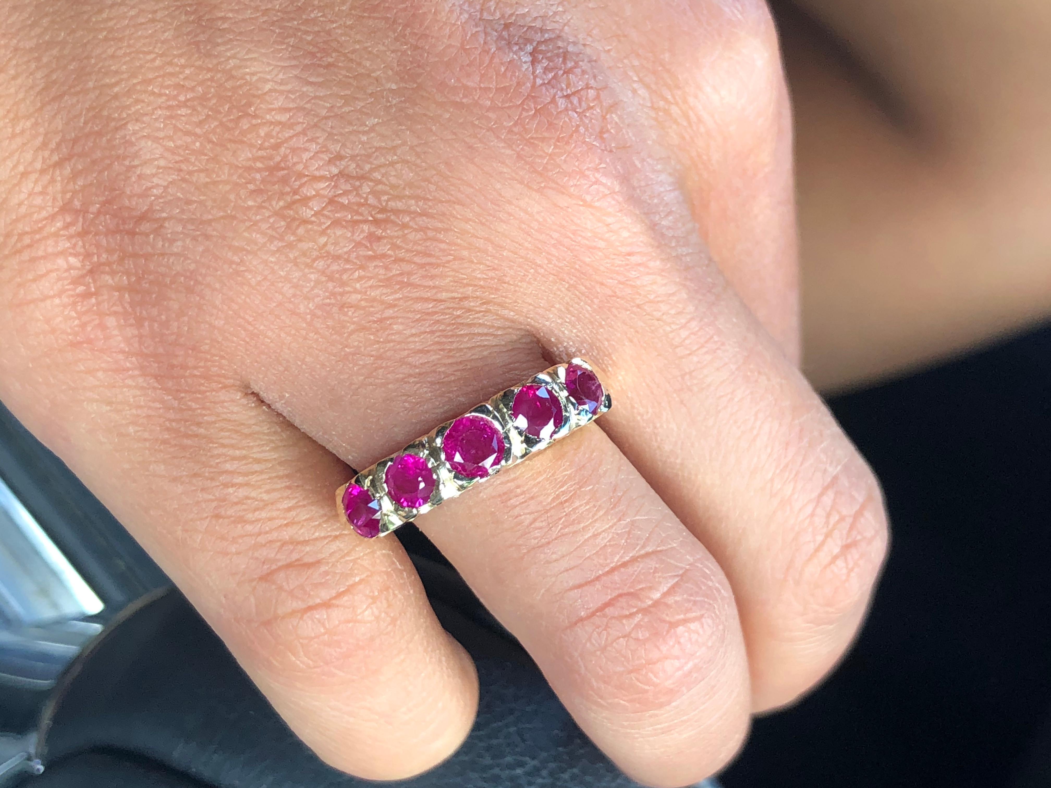 Knife Edge 1.90 Carat Ruby Fishtail Mounting Anniversary Five Stone Ring For Sale 5