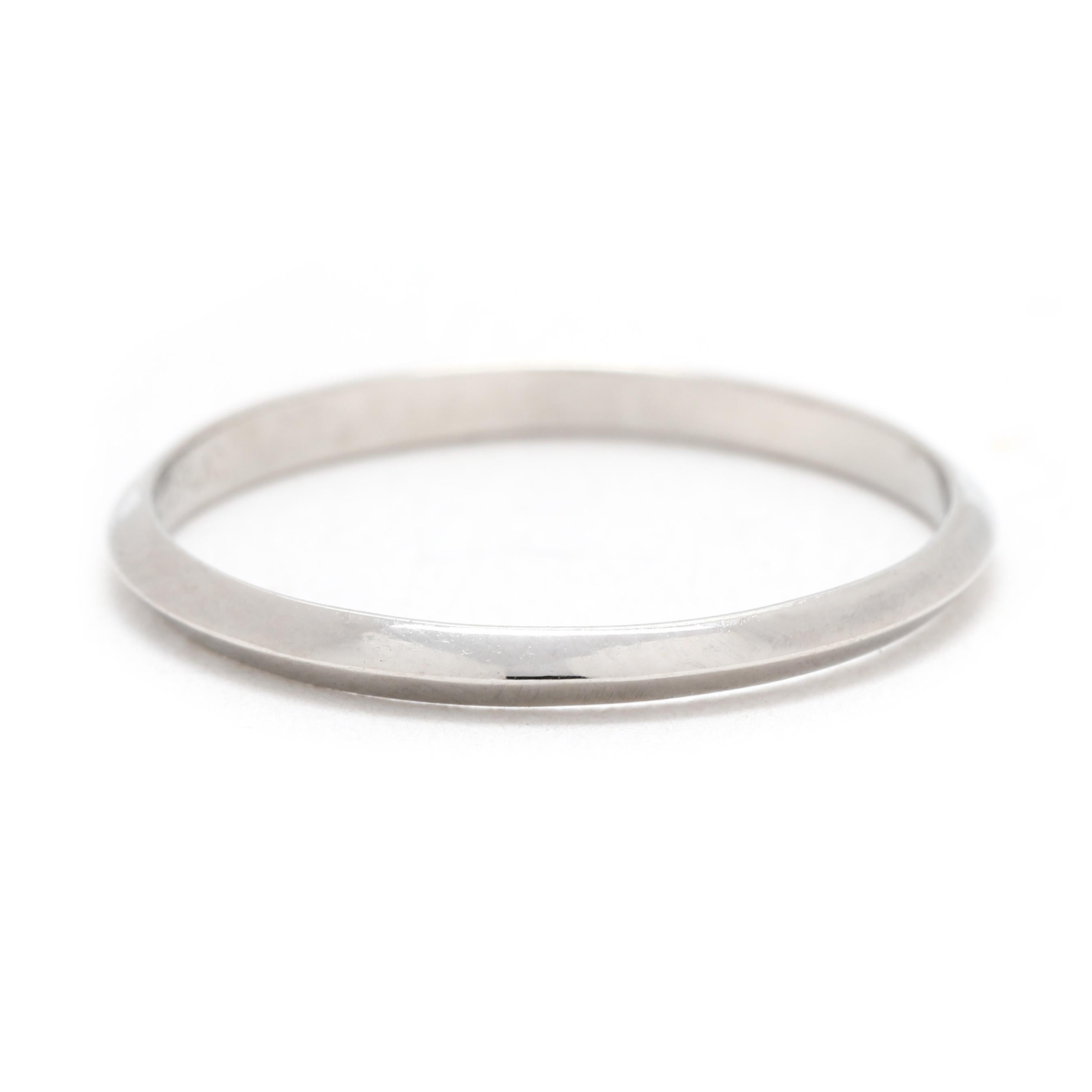 Ring Größe 6.75

Erhebung vom Finger: 1.1 mm

Breite: 1.9 mm

Gewicht: 1 dwts/ 1,6 Gramm

Briefmarken: 