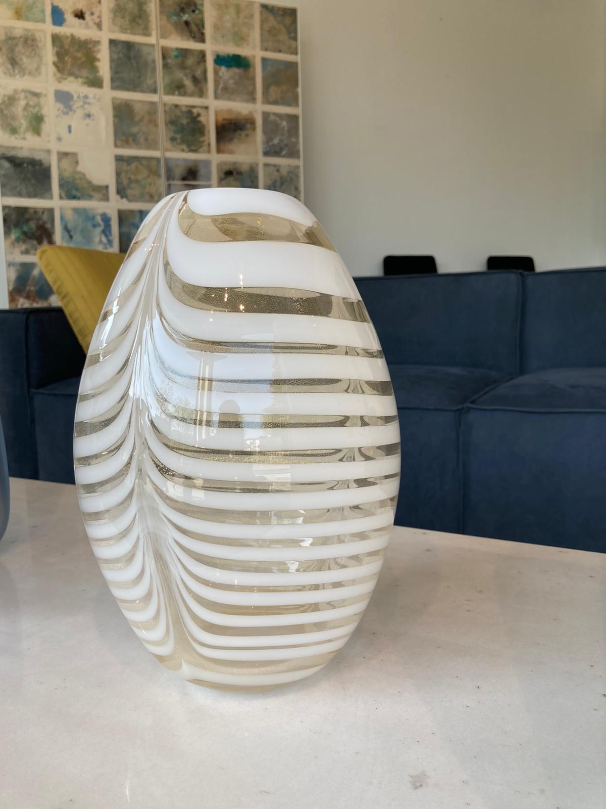 Knight White Vase by Purho For Sale 2