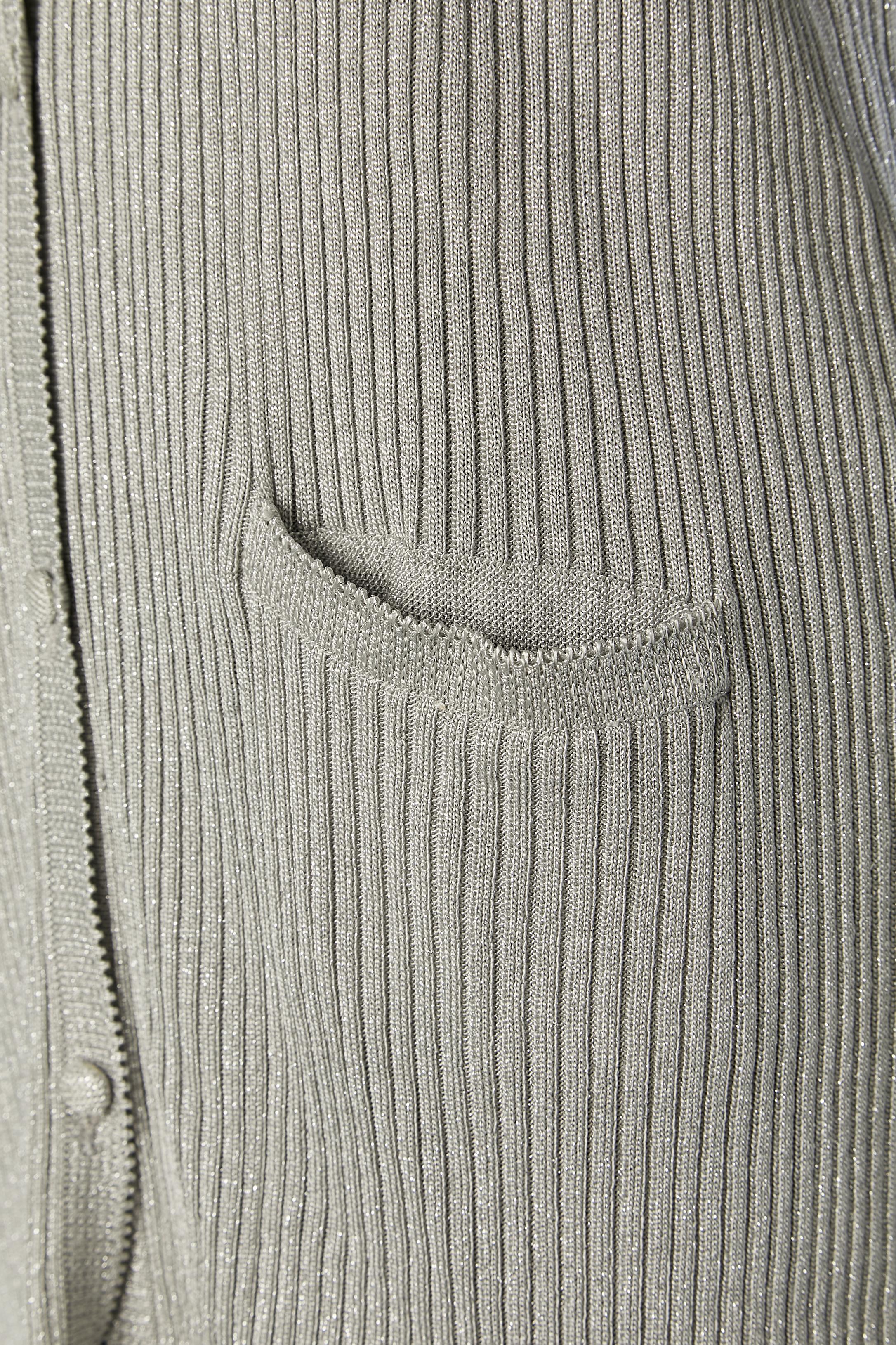 Lange Strickjacke aus silbernem Lurex SUITE von CHANTAL THOMASS im Zustand „Hervorragend“ im Angebot in Saint-Ouen-Sur-Seine, FR