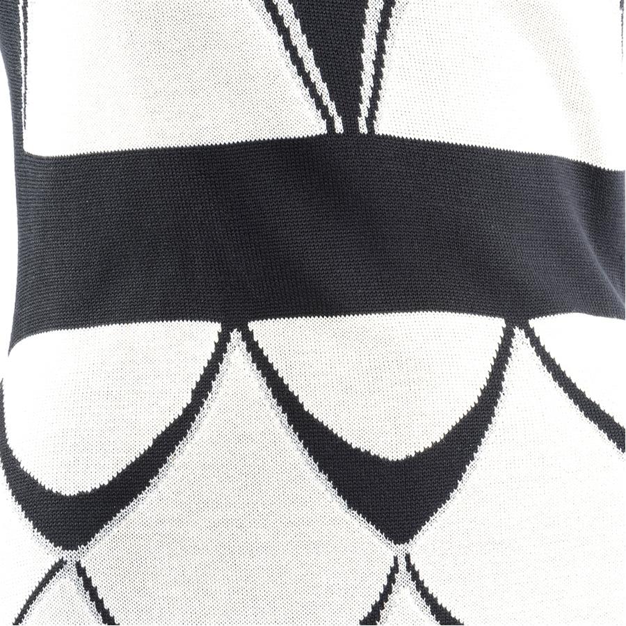 Temperley London dress Black&white fancy colour Short sleeve Materials : 94% Knitted silk 4% Rayon 1% Polyester 1% Nylon Petticoat: 100% Nylon

