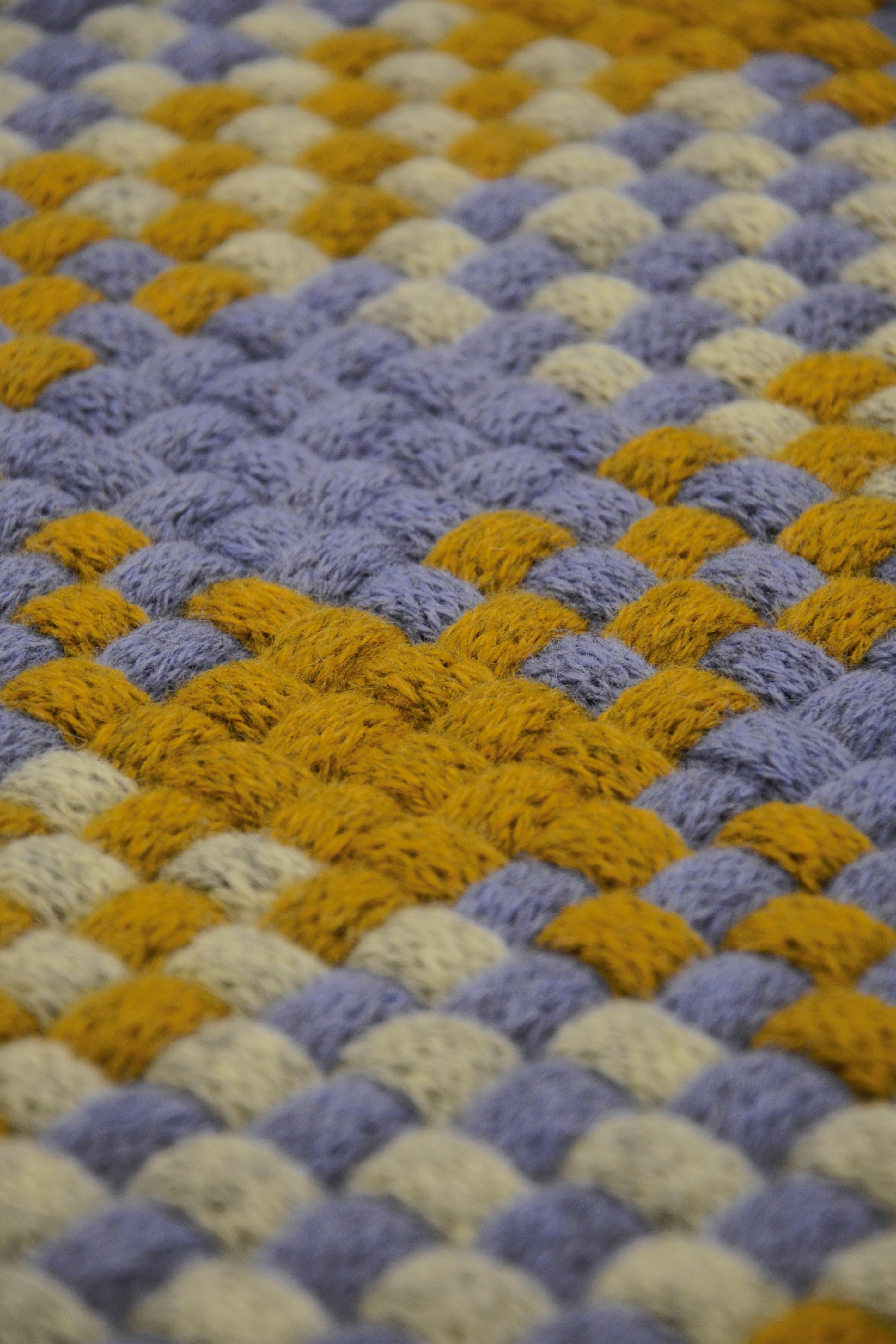 Suédois Tapis Mylla en laine tricotée par Lisa Darland en vente