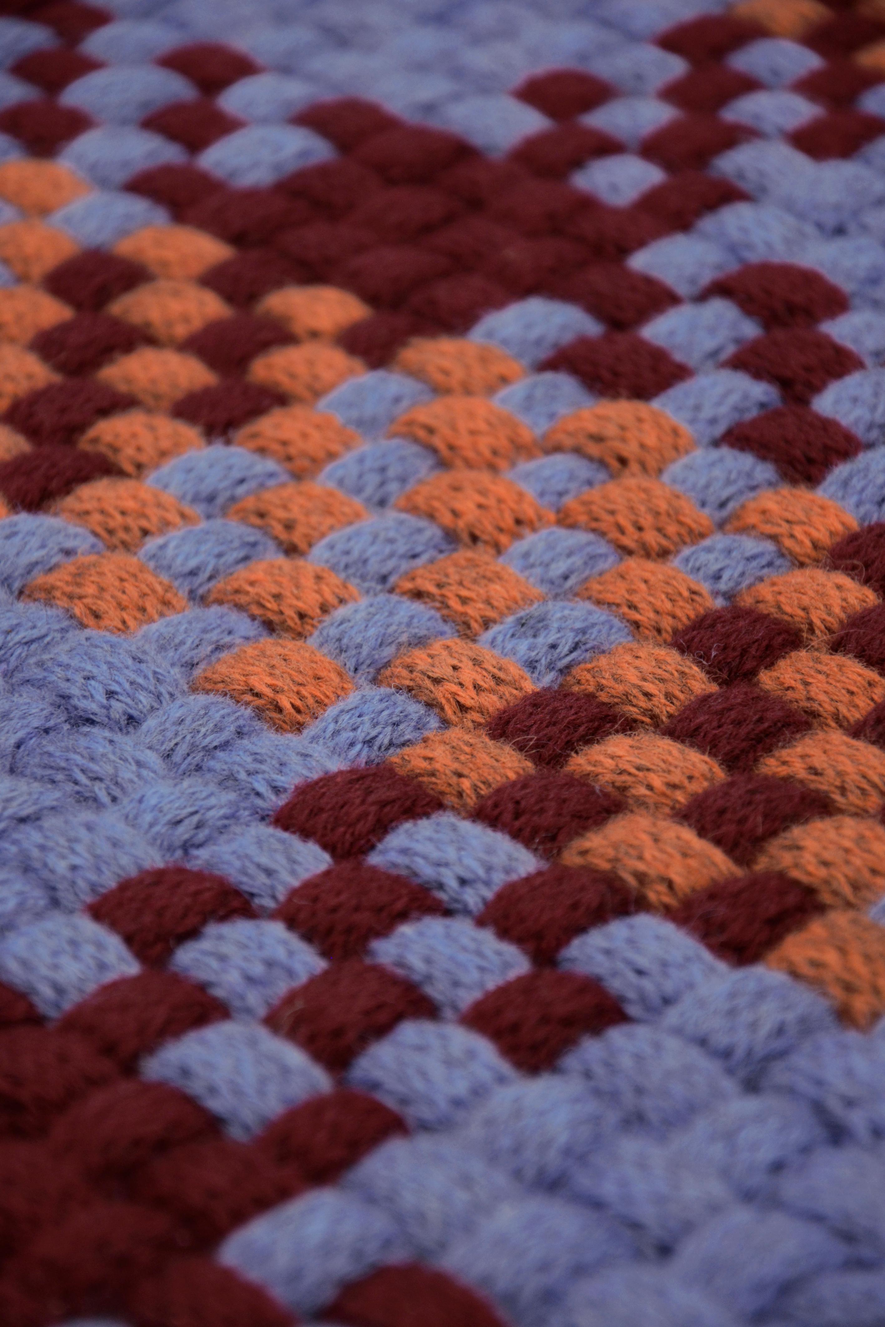 Tappeto Pyra in lana lavorato a maglia di Lisa Darland In condizioni Nuovo in vendita a Geneve, CH