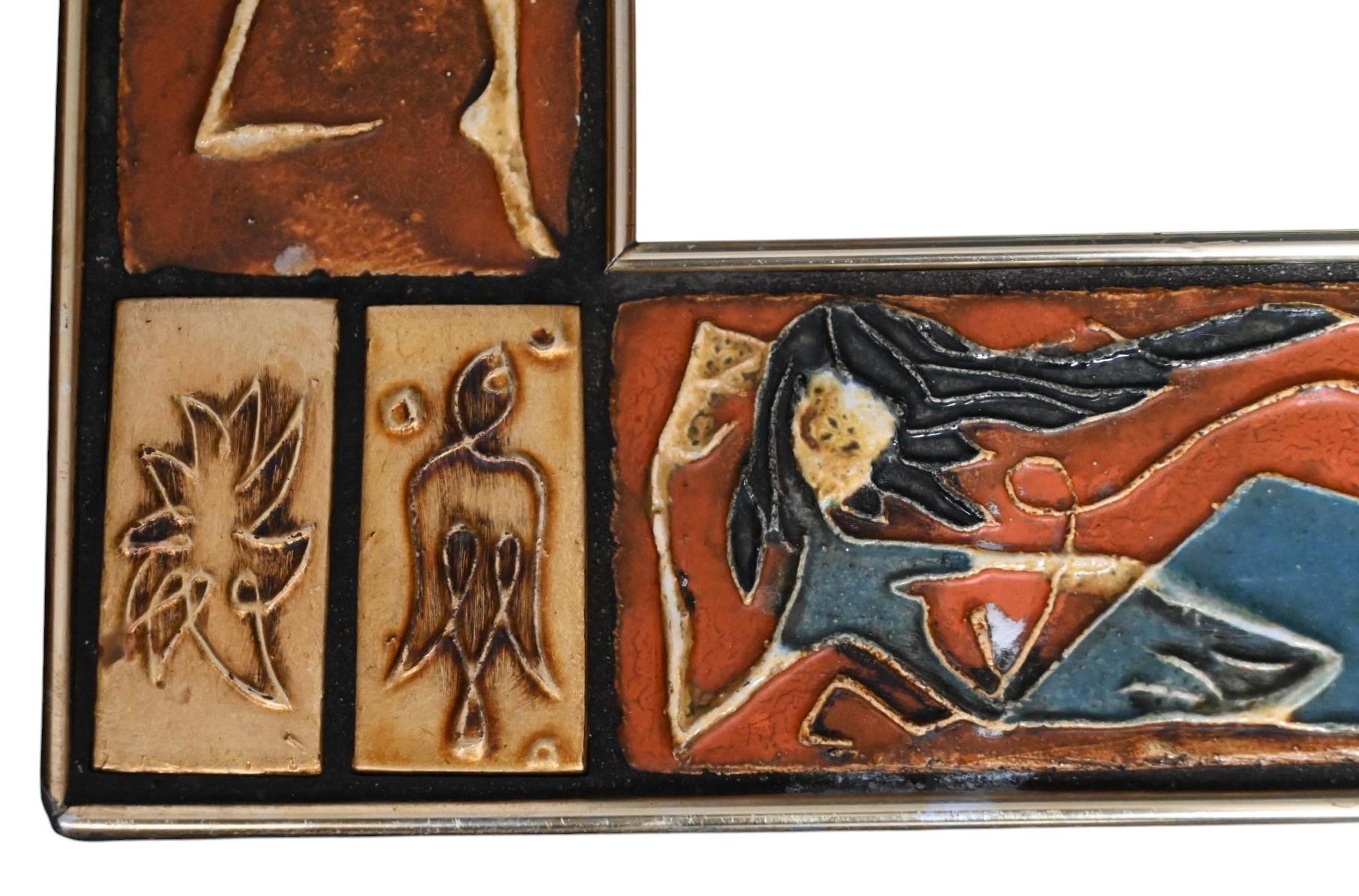 Miroir des années 1970 en céramique émaillée
Fabriqué par la Maison Knitter-Duro dans les années 70
Fabriqué en Belgique
Dimensions 44 X 58 cm, intérieur 28,5 x 46 cm