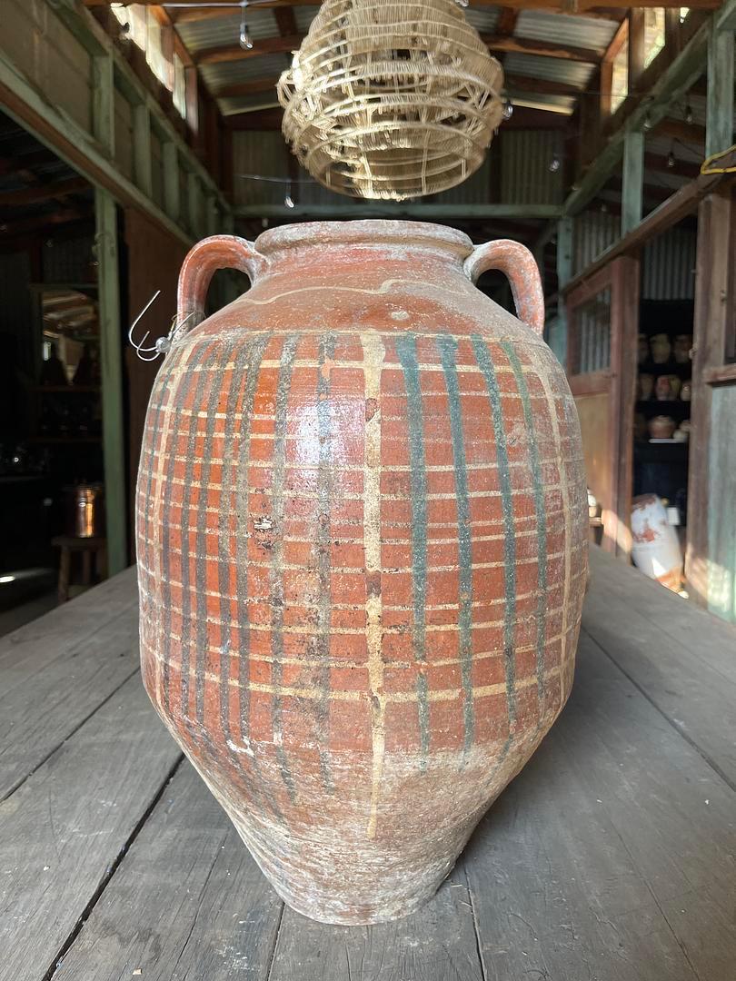 Kınık Küpü (vaso turco testurizzato - piccolo) In condizioni buone in vendita a Ojai, US