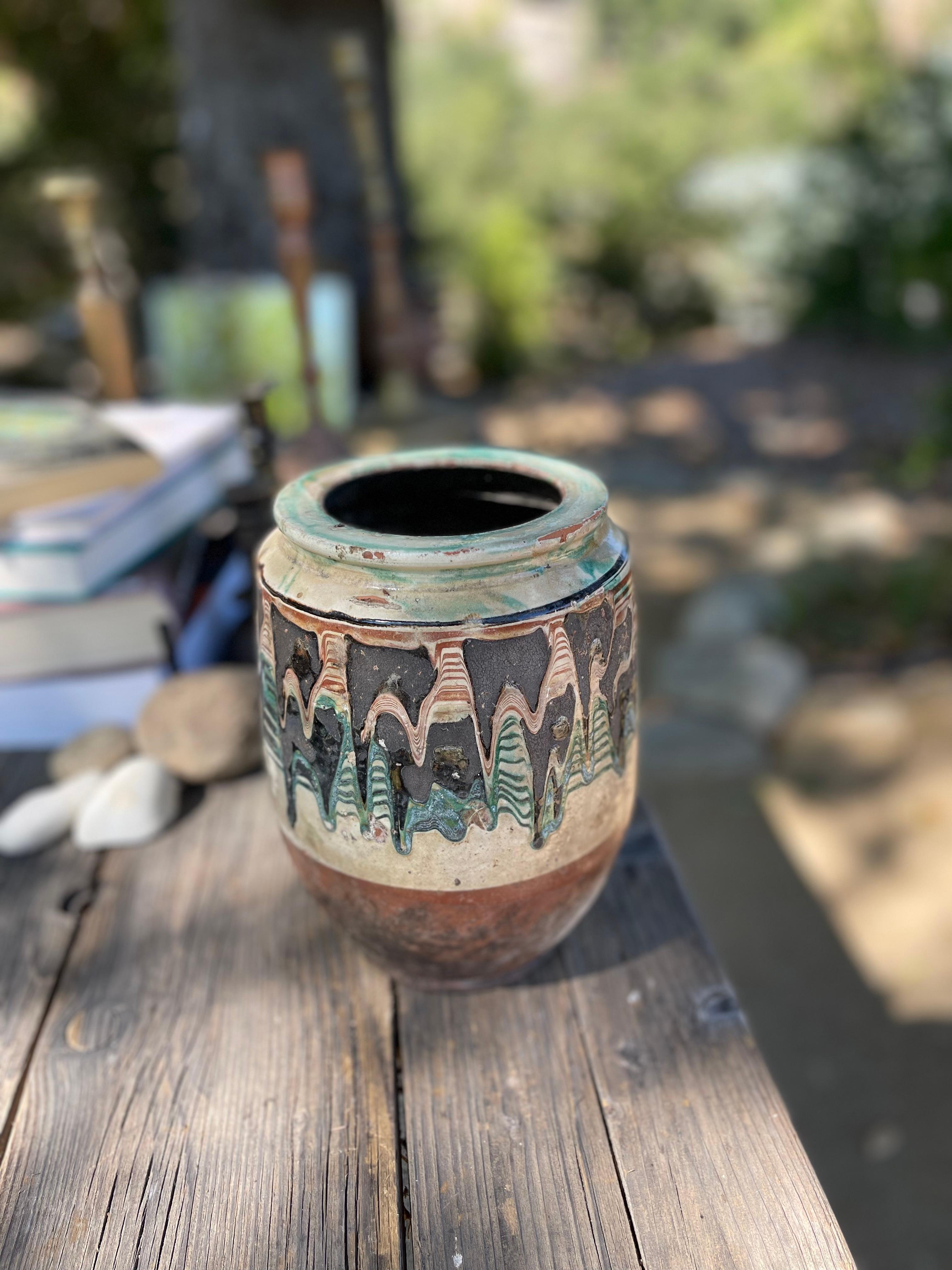 Kınık Küpü (Textured Turkish Vase - Small) 1091 In Good Condition For Sale In Ojai, US