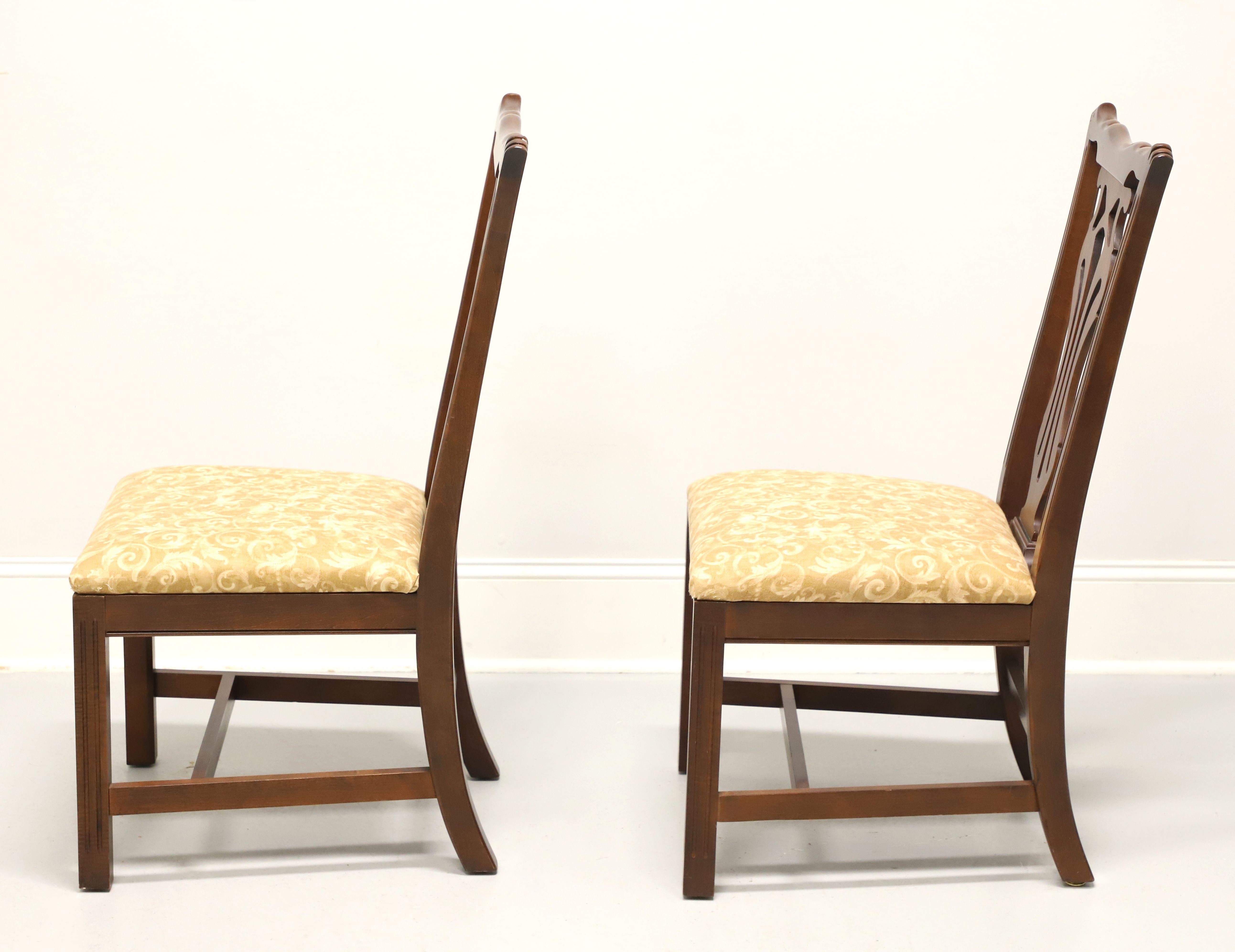 20th Century KNOB CREEK Mahogany Chippendale Dining Side Chairs - Pair A For Sale