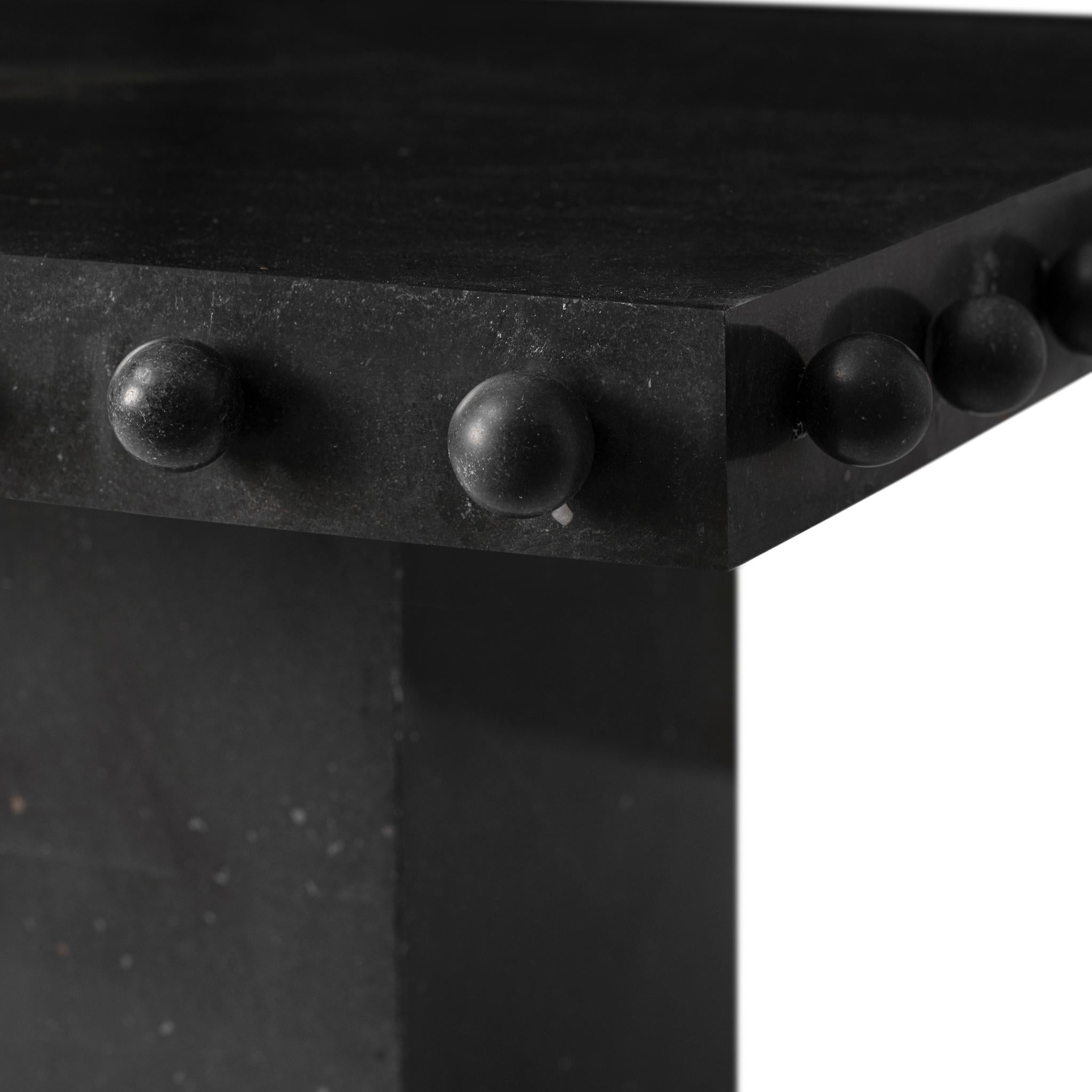 XXIe siècle et contemporain Tables basses carrées en grappe Knob Trio - Nero Marquina - S/3 en vente