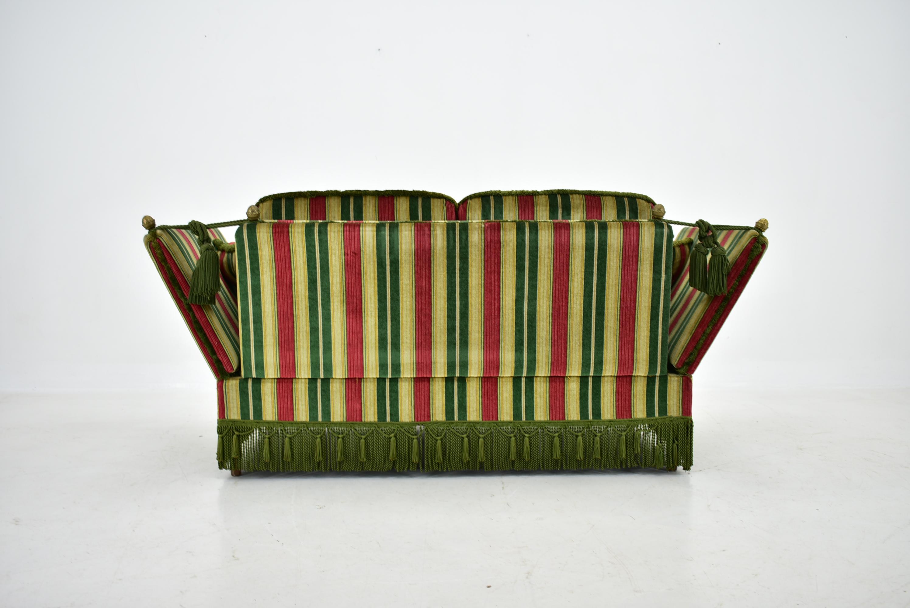 Knole Sofa by George Smith 9