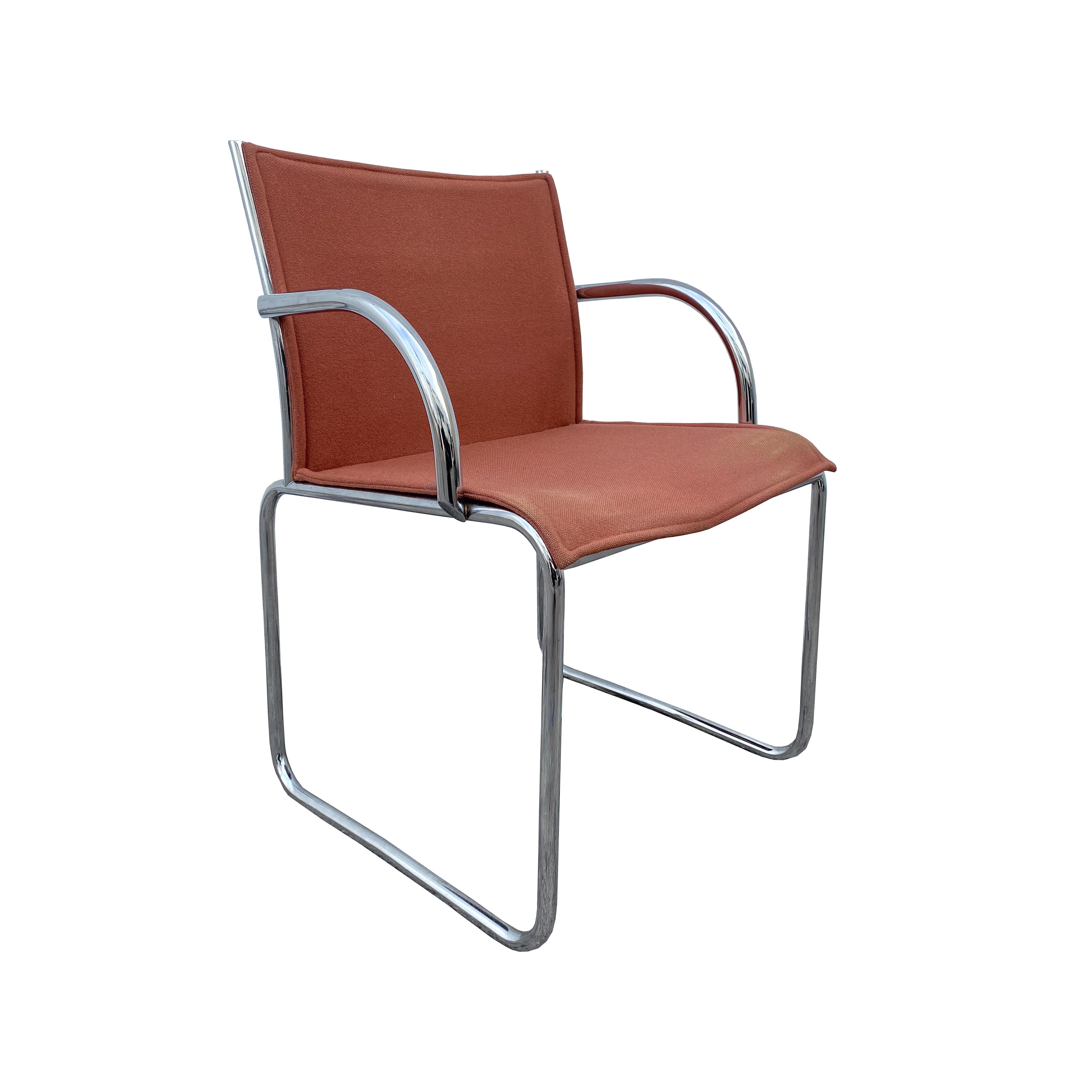 Immerse yourself in the distinct appeal of this exceptionally rare Knoll 1407 chair. An embodiment of Richard Schultz's visionary design from the 1980s, this captivating piece reflects the aesthetic appeal of both the Cesca chair and a bicycle's