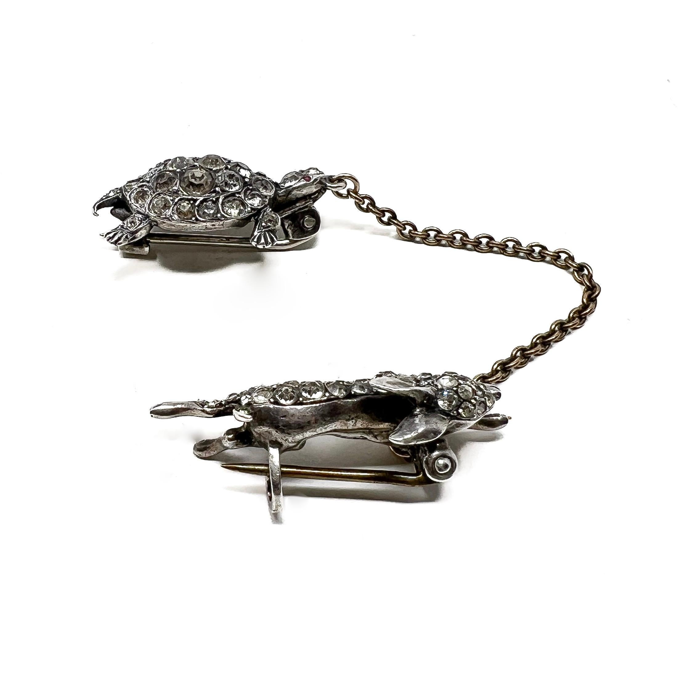 Women's Knoll and Pregizer Early 20th Century Tortoise and Hare Antique Collar Pins For Sale