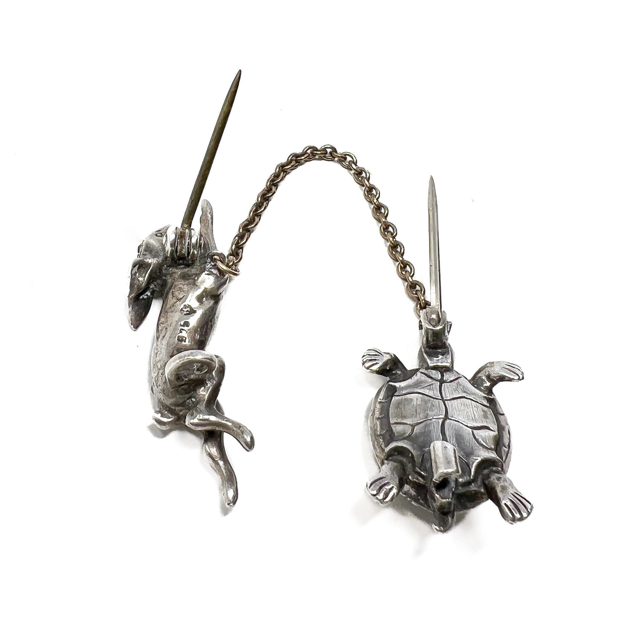 Knoll and Pregizer Early 20th Century Tortoise and Hare Antique Collar Pins For Sale 3