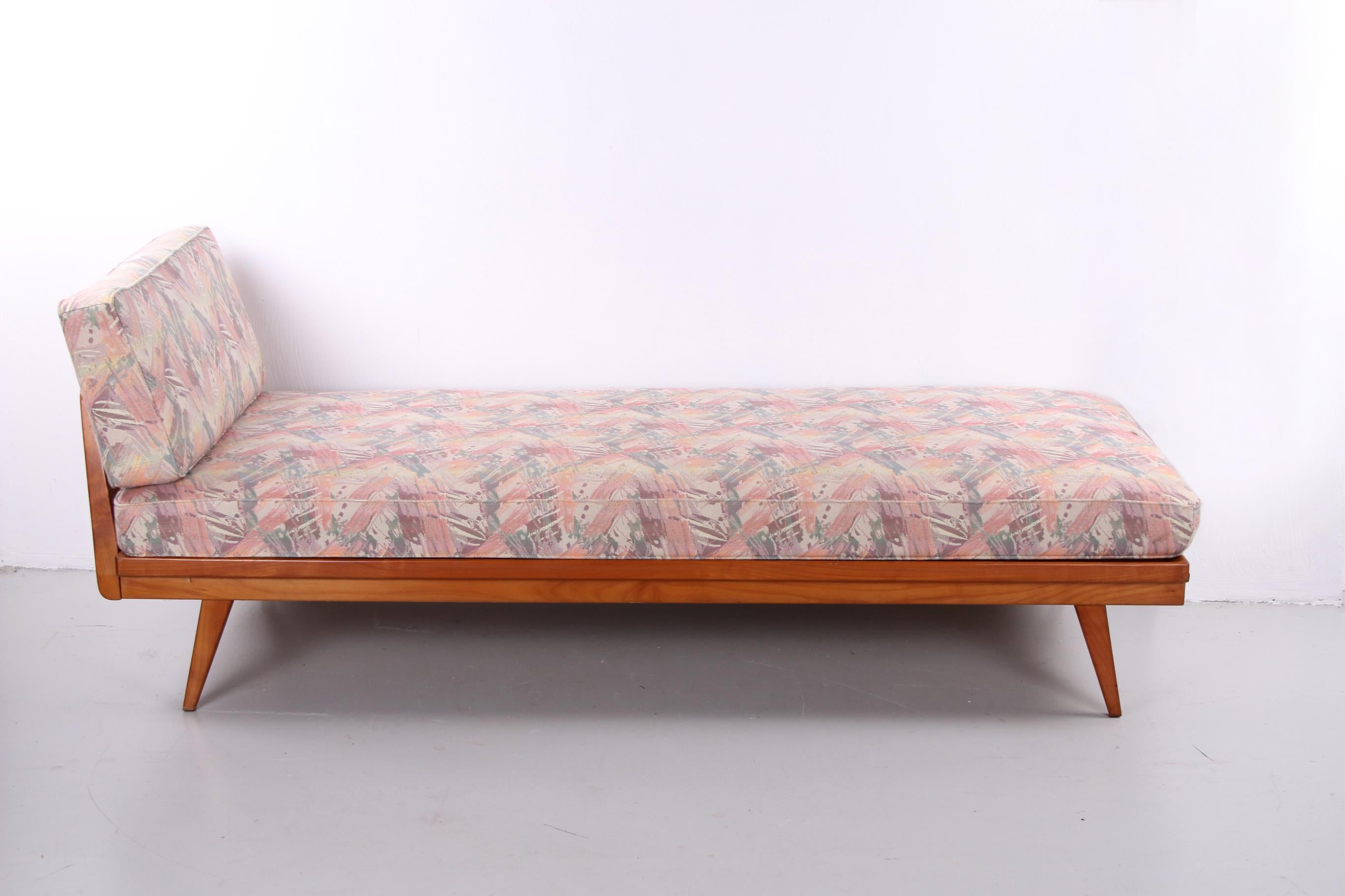 Knoll Antimott Daybed, Wilhelm Knoll 3