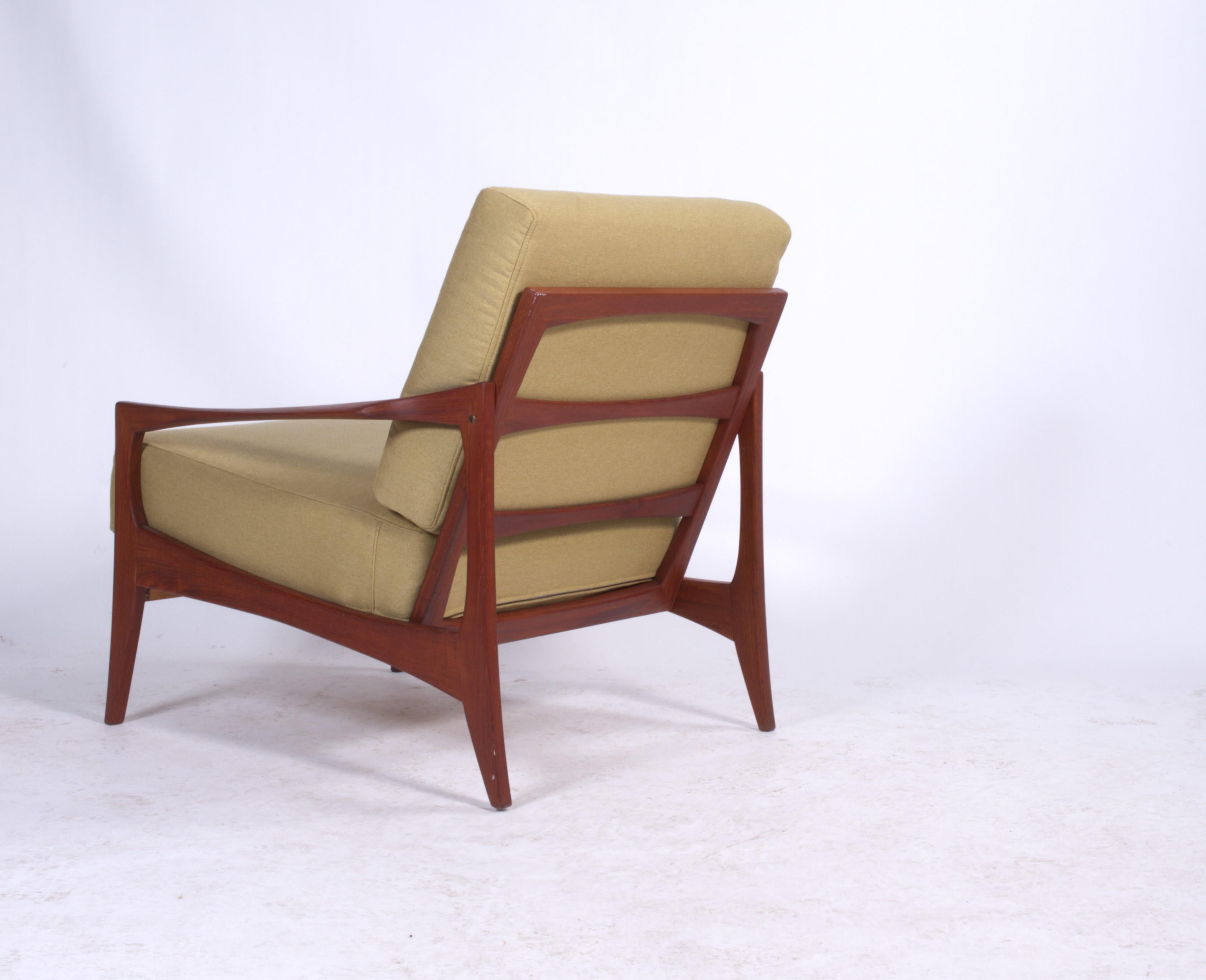 Knoll Antimott Easy Chair 1950s-1960s Teak In Good Condition In Store Heddinge, DK