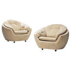 Knoll Antimott Lounge Chairs in Off-White Upholstery