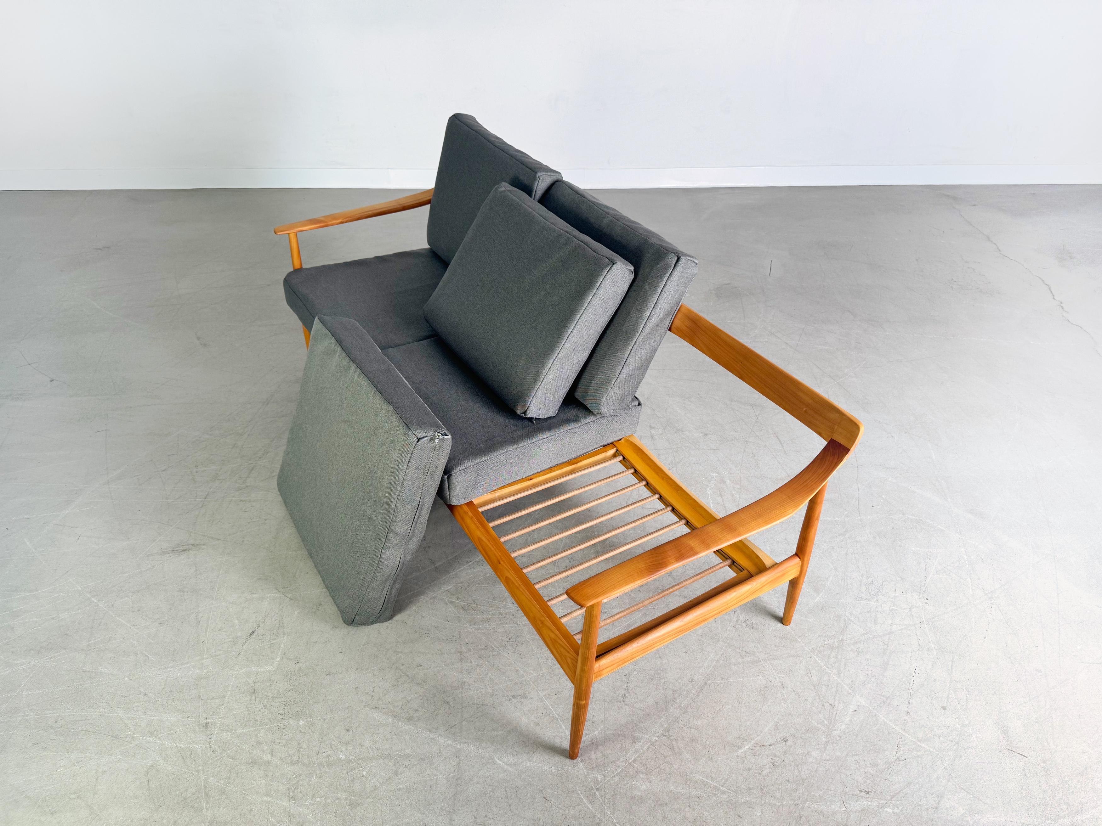 Knoll Antimott Sofa Midcentury Couch Walter Wilhelm Knoll Ahorn (Mitte des 20. Jahrhunderts) im Angebot