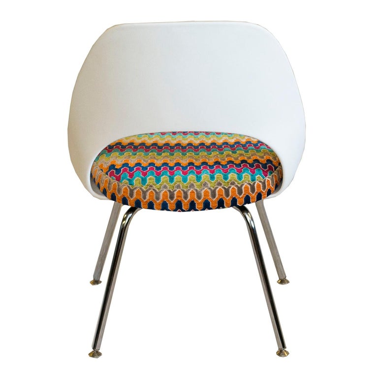 Knoll Armless Saarinen Chair For Sale at 1stDibs