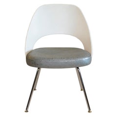 Knoll Armless Saarinen Chair Plastic Back in Beaded Silver Leather