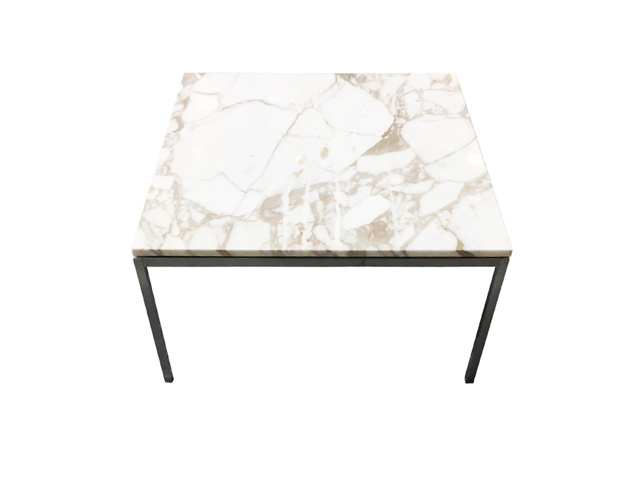 Modern Knoll-Attributed White Marble-Top Side Table