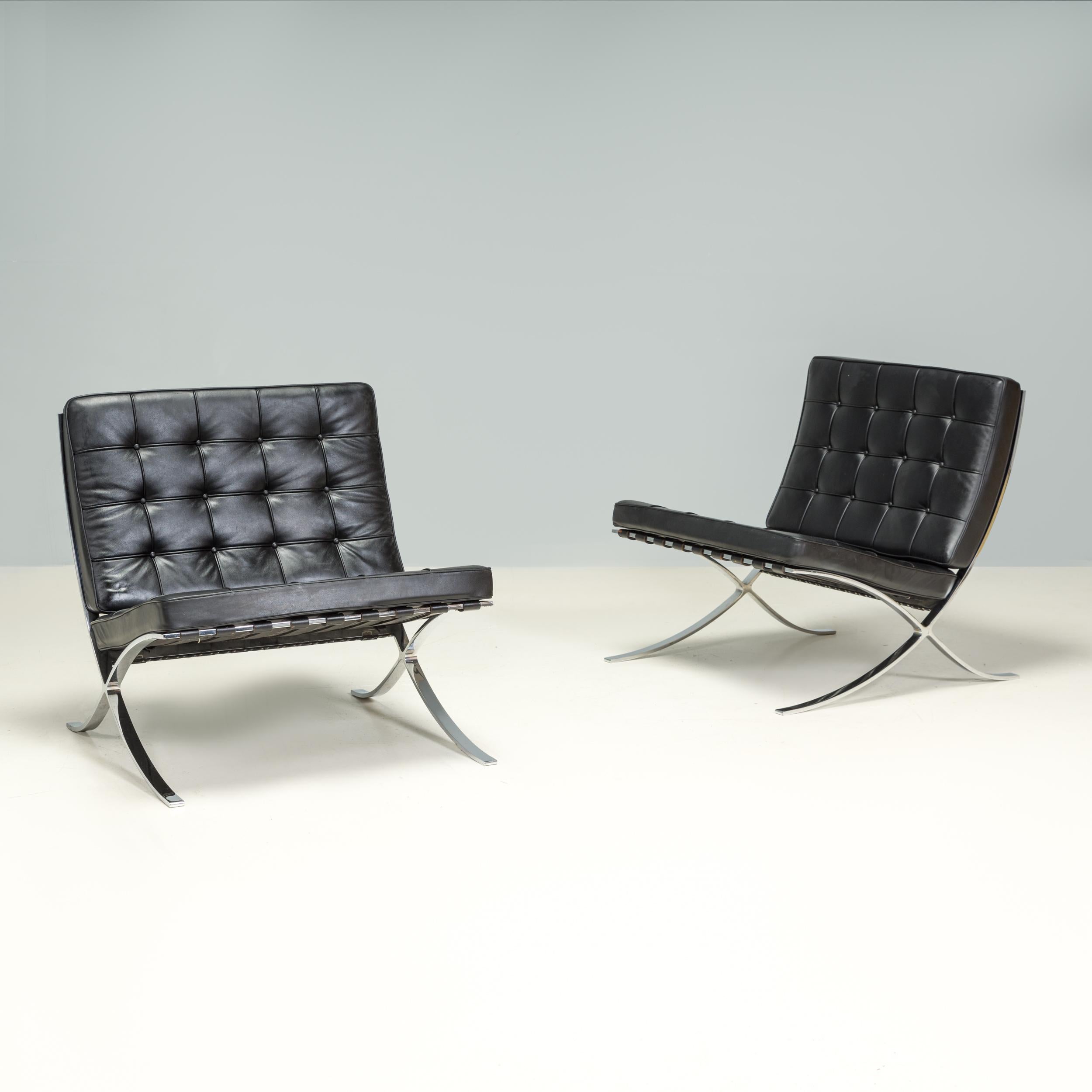 Knoll Barcelona Schwarze Lederstühle von Mies van der Rohe, Satz mit zwei Stühlen im Angebot 4