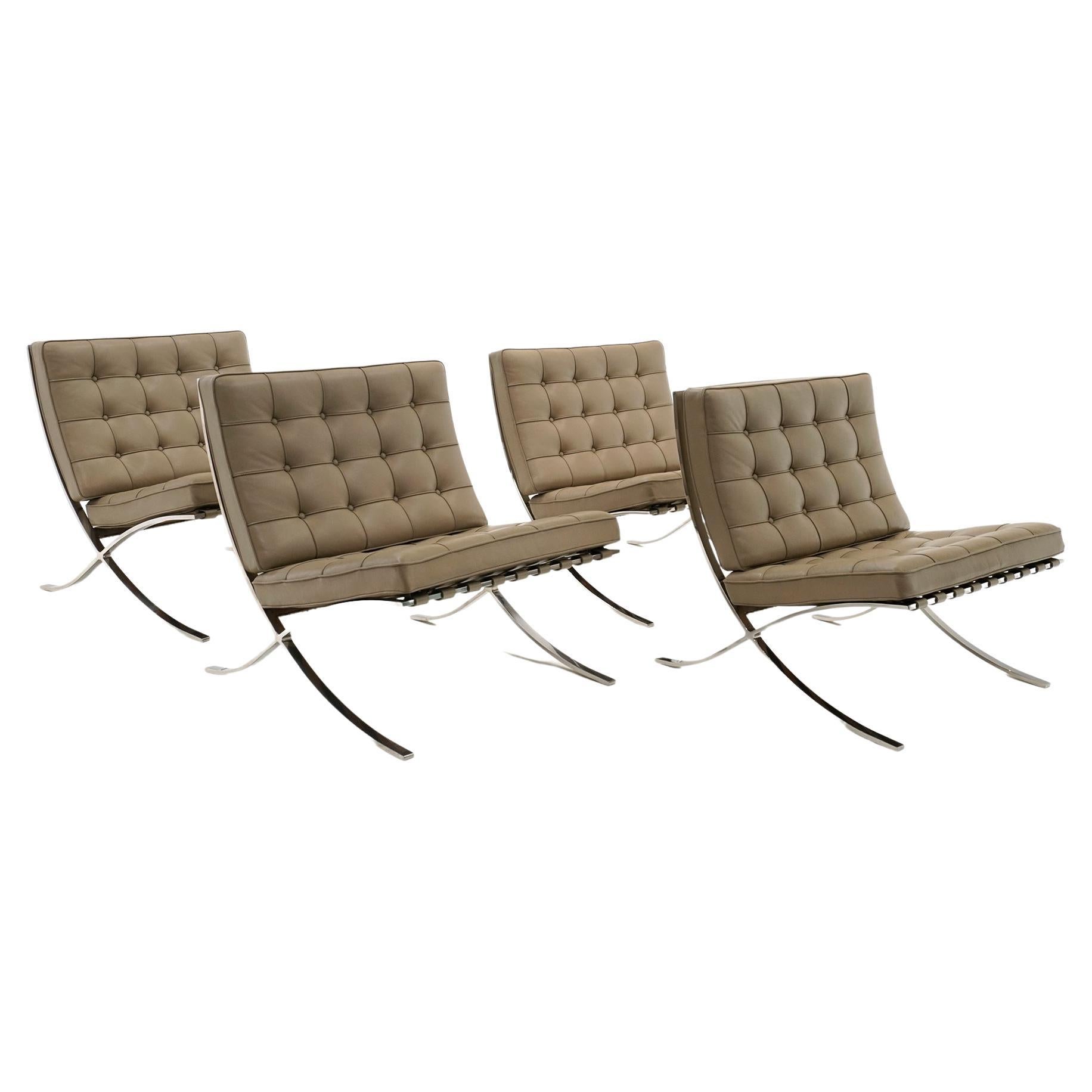 Knoll Barcelona Chairs by Ludwig Mies van der Rohe, Leather, Stainless Steel