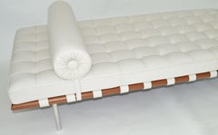 Knoll Barcelona Couch Daybed or Sofa in White Sabrina Leather, circa 1997