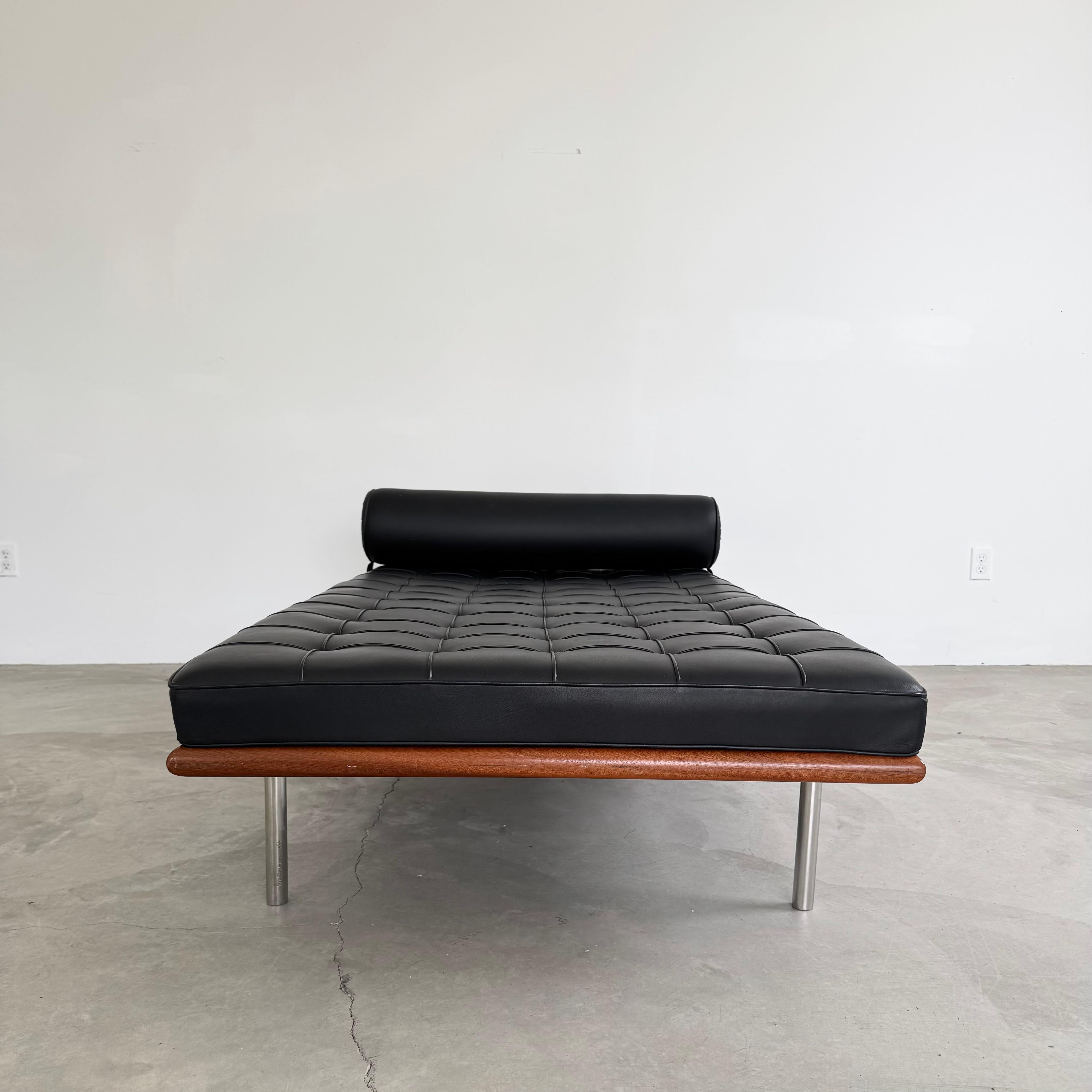 Knoll Barcelona Daybed, 2000er Jahre USA im Zustand „Gut“ im Angebot in Los Angeles, CA